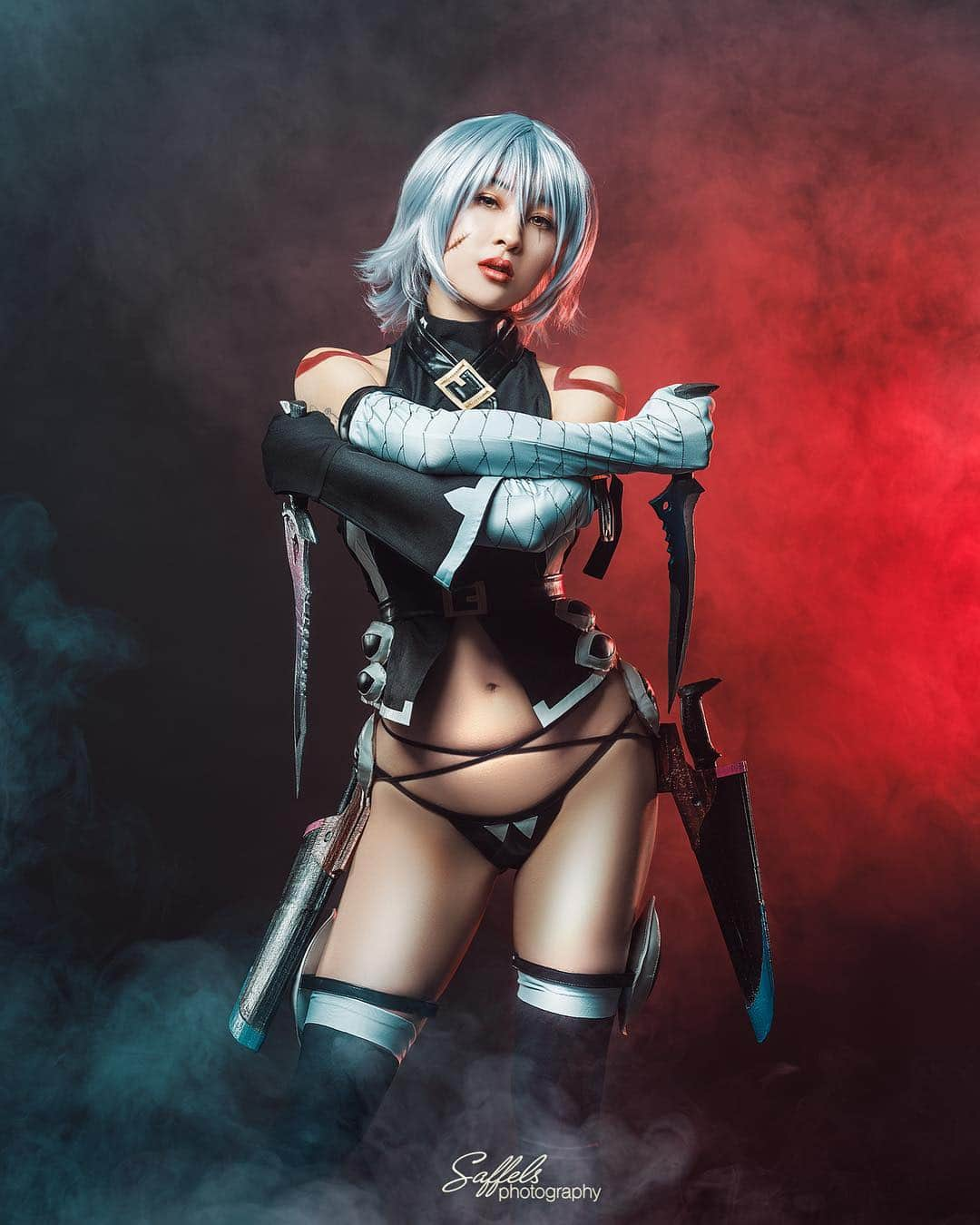 Emily Meiさんのインスタグラム写真 - (Emily MeiInstagram)「虐殺、始めるよ LET’S START THE MASSACRE // been awhile since i did some cosplay, I’m back 🔪 @saffelsphotography #fateapocrypha #jacktheripper #cosplay」4月26日 9時49分 - emily.ghoul