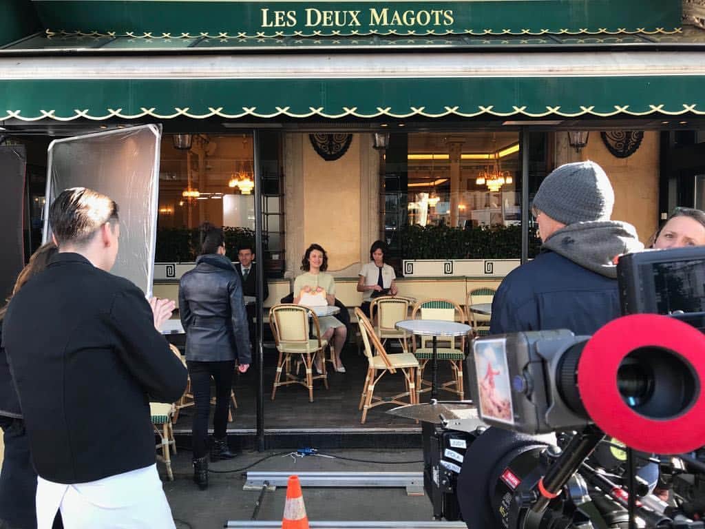オルガ・キュリレンコさんのインスタグラム写真 - (オルガ・キュリレンコInstagram)「Can you spot me? Filming in the legendary Les Deux Magots this morning.  _______________________________________________________ #LesDeuxMagots #Filming #Tournage #Paris #Saintgermain #France」4月26日 20時06分 - olgakurylenkoofficial