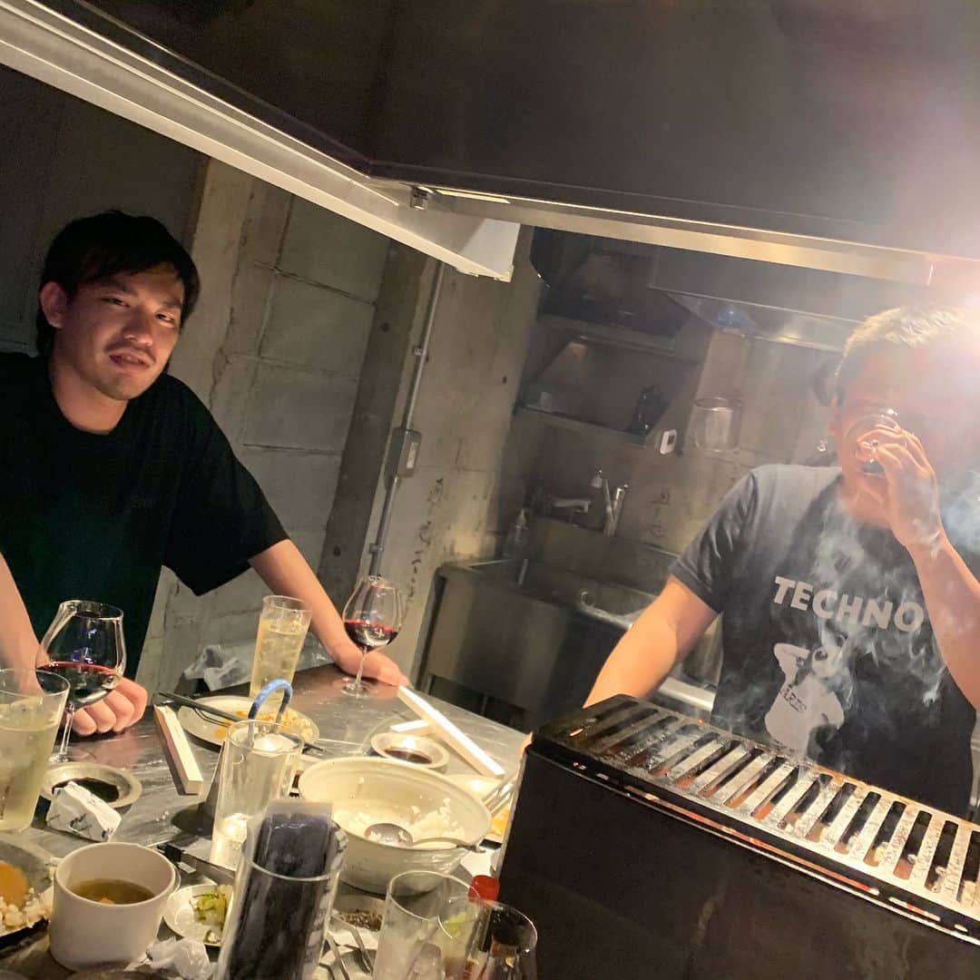 西川史子さんのインスタグラム写真 - (西川史子Instagram)「堀江くんの焼肉屋さんに行きました！ 頭が良すぎて変人ですが、20年観察してると最高に可愛い男性です。  お肉はとにかく美味しくて、毒舌の私も言葉ありませんでした。 #wagyumafia」4月26日 20時32分 - dr.ayako_nishikawa