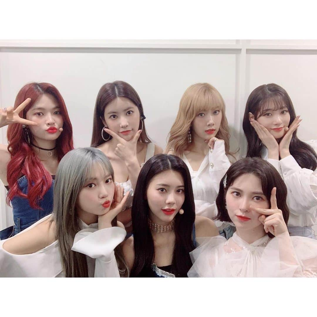 DIAさんのインスタグラム写真 - (DIAInstagram)「오늘도 반짝반짝 빛나는 다이아💎  #다이아 #DIA #우와 #WOOWA」4月26日 20時49分 - mbk.dia