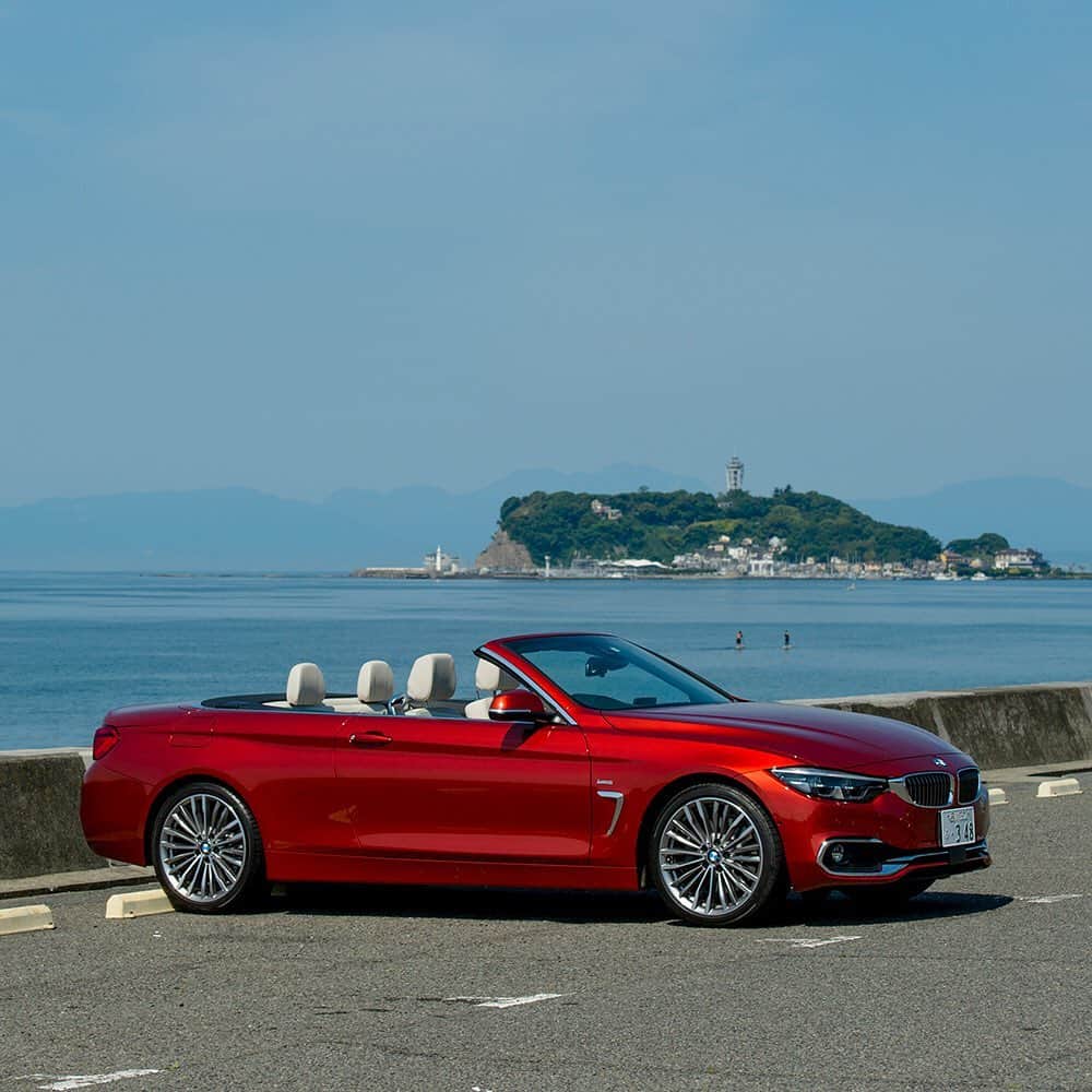 BMW Japanさんのインスタグラム写真 - (BMW JapanInstagram)「. 絶景に映える、愛車のベストショットを撮ろう。 . お出かけ先のドライブスポットで撮影した写真を投稿する、フォトラリー・キャンペーンが5月1日より、開催。 . @bmwjapan をフォロー、撮影した写真を #BMWフォトラリー と #【旅先の都道府県】をつけて投稿すると、合計105名様に特別なアイテムをプレゼント。 . GWのお休み中、愛車のBMWとともに素敵なドライブをお愉しみください。 . #BMW #駆けぬける歓び #BMWJapan #BMWWorld #BMWPost #BMWgram #BMWlovers #BMWlife #BMWlove #BMWforlife #BMWcar」4月26日 13時40分 - bmwjapan
