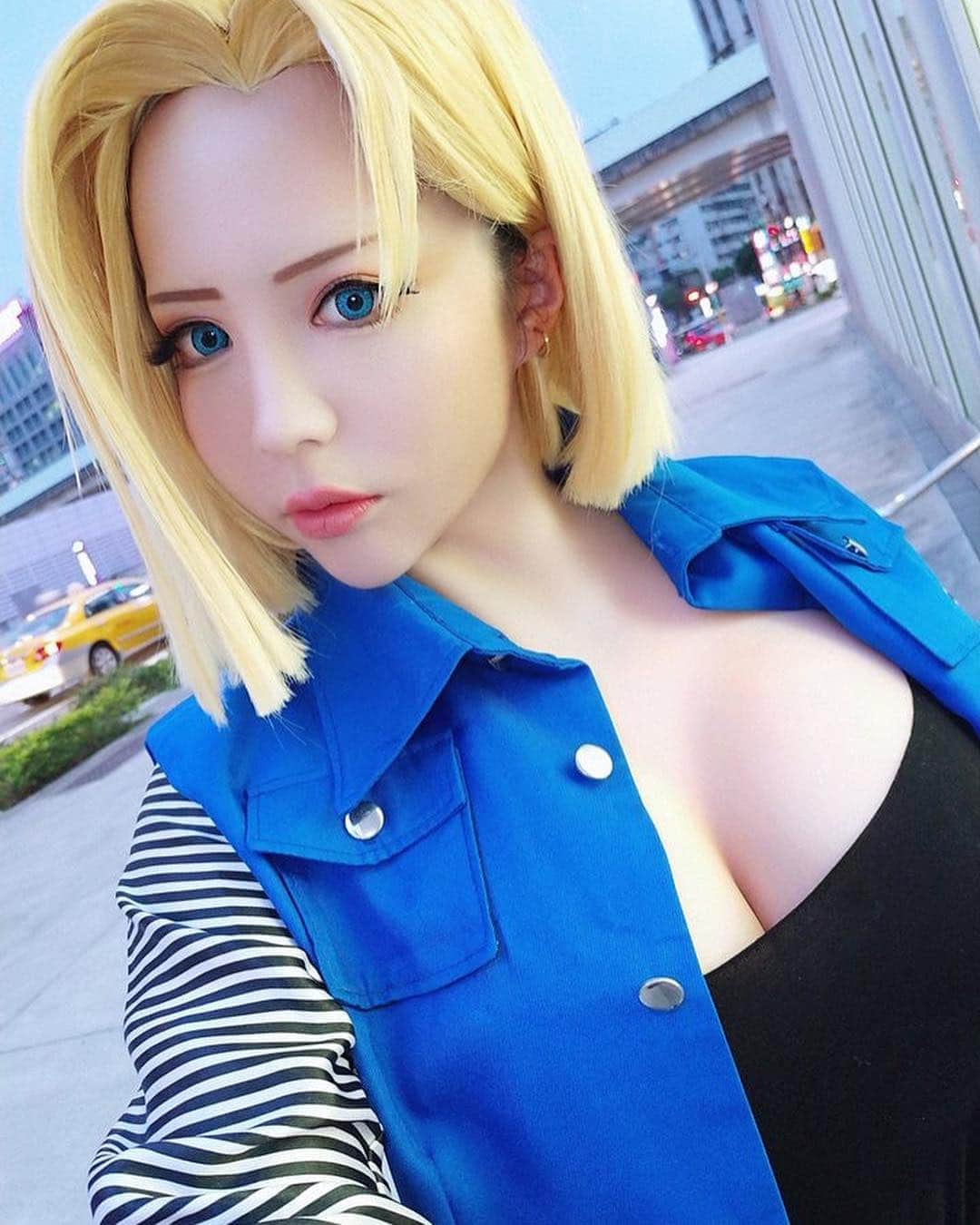 千尋のインスタグラム：「DRAGON BALL Android18 April Tier3 reward❤️ Get now https://reurl.cc/NQdY6  七龍珠 18號 好懷舊大家還知道嗎哈哈哈 小時候超喜歡 每天回家都會看XDDD 是四月份的獎勵喔！  #DRAGONBALL #Android18 #android18cosplay  #dragonballcosplay」