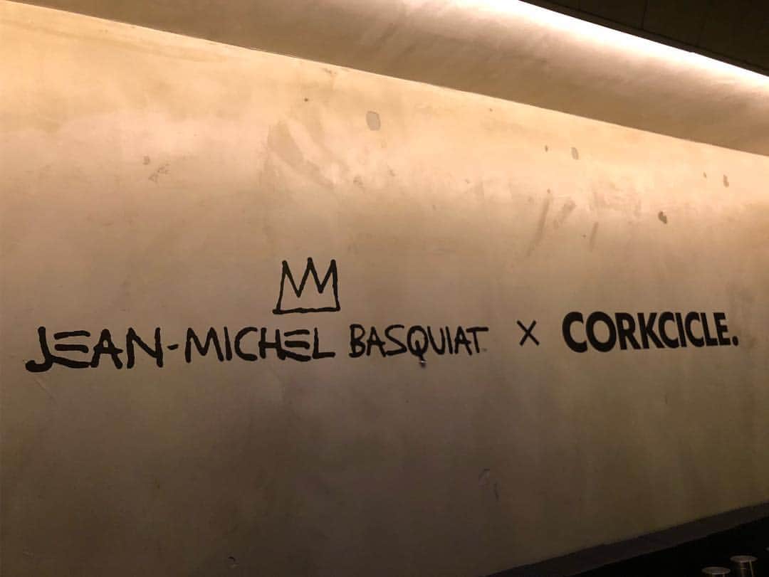 山神アリシアさんのインスタグラム写真 - (山神アリシアInstagram)「Corkcicle【コークシアル】とJean-Michel Basquiat【ジャン＝ミシェル・バスキア】のコラボレーションボトル発売記念イベント👅✨ 可愛いボトル使うの楽しみ〜❤︎ . .  @corkcicle  @basquiatart  #BASQUIATxCORKCICLE #Corkcicle #コークシクル #バスキア」4月26日 14時51分 - aliciayamagami