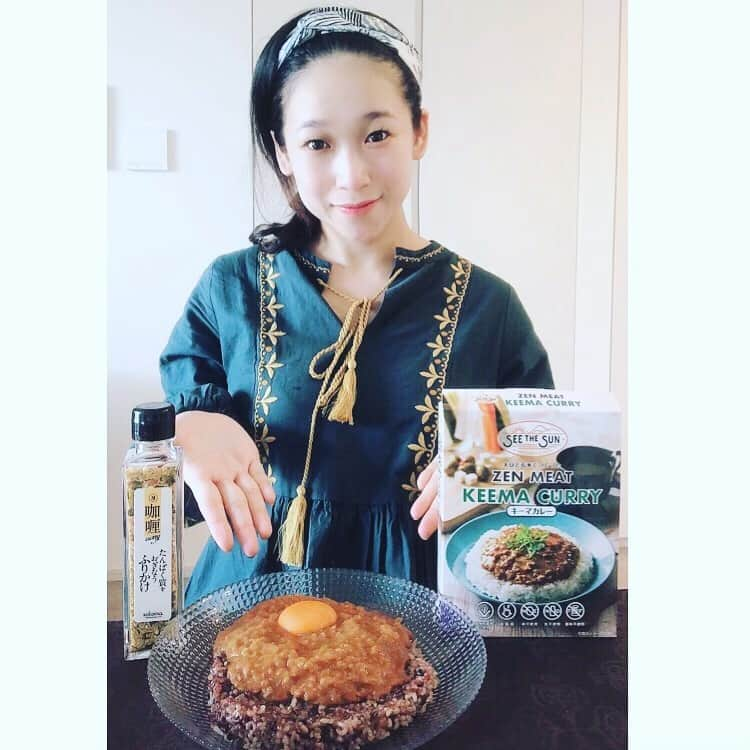 世手子さんのインスタグラム写真 - (世手子Instagram)「Healthy organic lunch at homeヽ(´▽｀)/ Thank you always for everybody's kind words(*☻-☻*) @mocchiri_genmai #もっちり玄米ごはん でランチ作ったよ(#^.^#) @seethesun_inc のカレーとともに @biople #bioplefes 出会った  @solaina.jp  #たんぱく質をおぎなうふりかけ もトッピング(*ﾟ▽ﾟ*) 食べすぎちゃったら @naturism_afterdiet #ナチュリズム で調整^o^ @sparrows_jp #パロサント に癒されながら おやつに @msmrt.jp #ミルキーナッツ w 最近は玄米ブーム(〃ω〃) #リズラボ銀座 @rizlabo 人気メニューのオムライス ではまりました(*ﾟ▽ﾟ*) しかもこちらのオムライスは大豆ミート(*^o^*) #グルテンフリー ばっちりだね！ さらに #米BARU @komebarutakewaka で更に玄米の素晴らしさを体感(^_^)v 今日は #陽奈 @hina_hoshinokakera と #美活デザイン だよ(*^_^*) 録画収録なので収録後みてね(*'▽'*)」4月26日 14時51分 - rojide