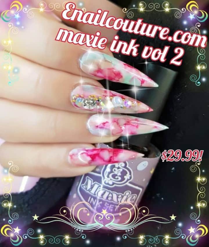 Max Estradaさんのインスタグラム写真 - (Max EstradaInstagram)「Enailcouture.com MAXIE INK SET volume 2 IS HERE !  MAGICALY MAKE BEAUTIFUL WATERCOLOR, TIE-DYE & MARBLING EFFECTS AND MORE WITH EASE! OUR AMERICAN MADE COSMETIC QUALITY APPROVED NAIL INKS! . MAXIE INK SET WORKS ONLY WITH VELVET MATTE GEL AS A SURFACE . PLEASE APPLY A LAYER OF VELVET MATTE TOPCOAT OVER COLOR GEL BEFORE APPLYING MAXIE INK. SEAL WITH A COAT OF SHINEE OR WONDER-GEL FOR A BEAUTIFUL, DIAMOND LIKE FINISH! MAXIE INK SET CONTAINS 6 COLORS AND COMES IN A CUTE CARRY POUCH !  COLORS ARE Beige, white, sky blue, crimson red, lavender, pastel gree  https://Enailcouture.com acrylic system in crystal clear powder with disco pure glitter mix and cotton candy monomer and diamond holic 23, gummy gel and wonder gel top coat ! New nail art diamonds are here ! Diamond carousel in 3 types to choose from ! Only $3.99 in the USA ! Apply with shinee and gummy gel for a dazzling finish! Here we used eternal beige powder and cotton candy monomer #ネイル #nailpolish #nailswag#nailaddict#nailfashion #nailartheaven#nails2inspire#nailsofinstagram #instanails#naillife#nailporn #gelnails #gelpolish#stilettonails#nailaddict #nailcolor#nailsalon #nailproducts #nailsupplies#acrylicnails #nailsdid #nailsoftheday https://Enailcouture.com happy gel is like acrylic and gel had a baby ! Perfect no mess application, candy smell and no airborne dust ! https://Enailcouture.com」4月26日 15時00分 - kingofnail