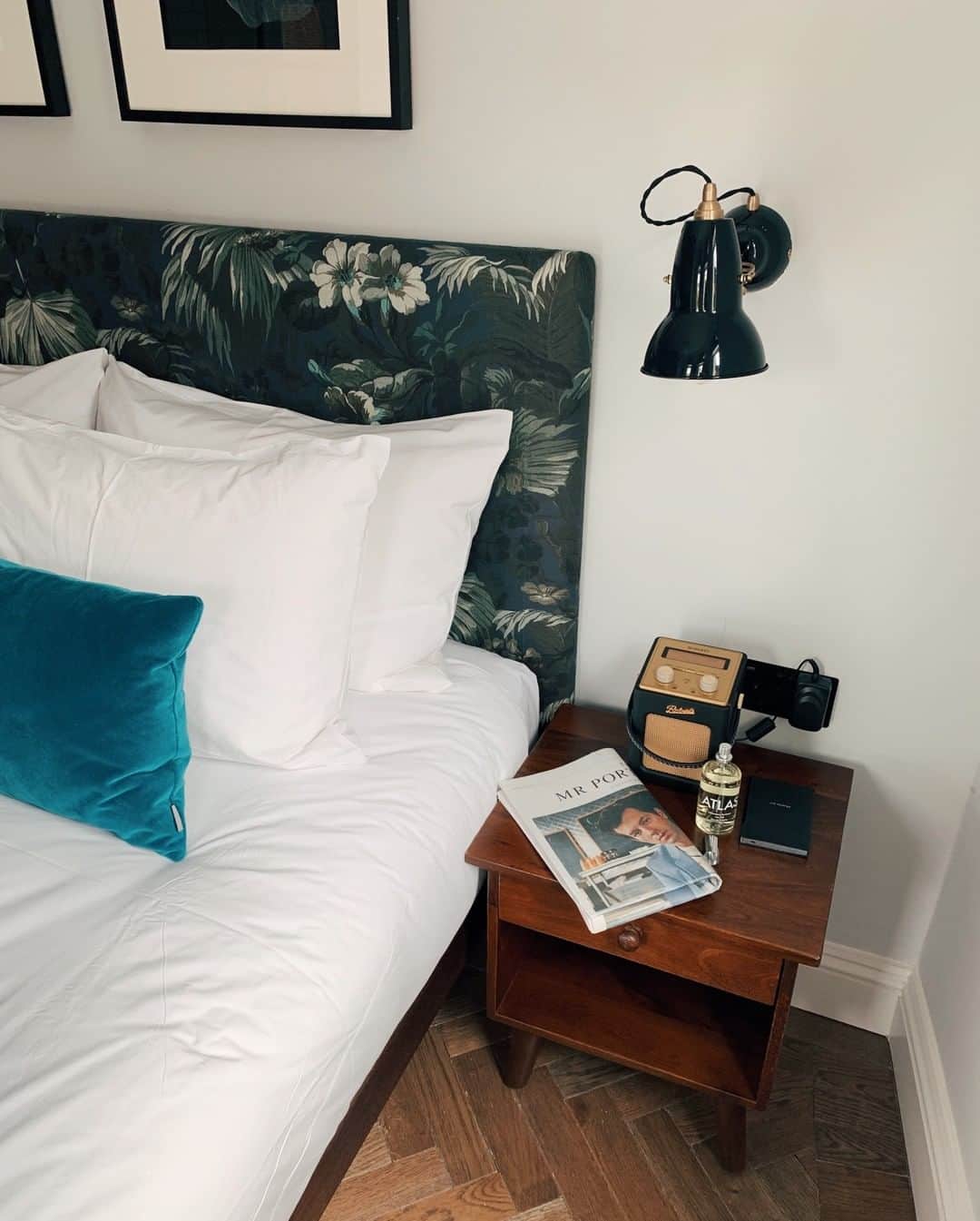 MR PORTERのインスタグラム：「Time to give the snooze button a rest 💤⁣ -⁣ Discover @thecoachldn and other places to lay your head with our expert recommendations from the #MRPORTERstylecouncil (via the link in bio)」