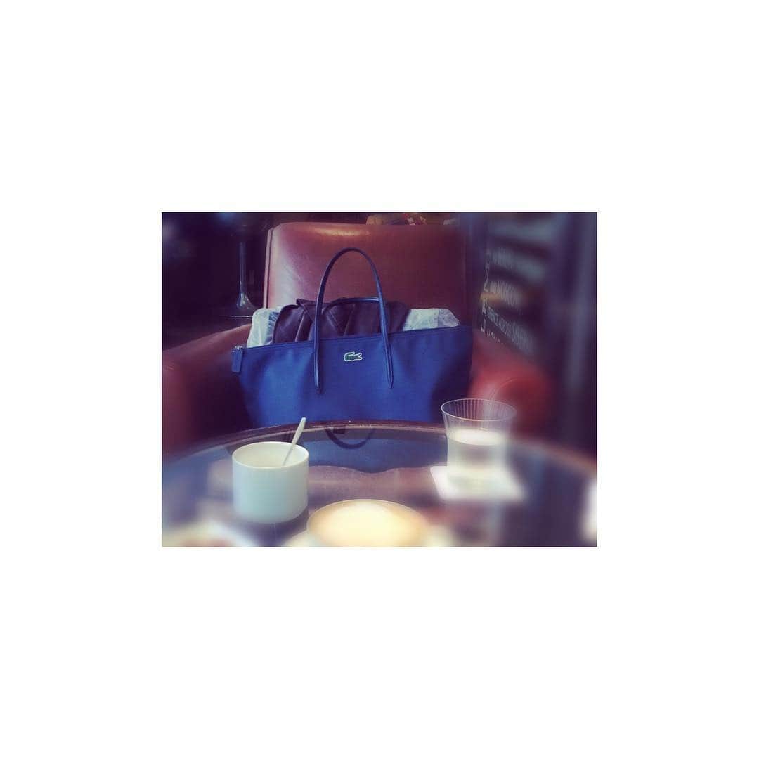 遠藤綾さんのインスタグラム写真 - (遠藤綾Instagram)「* bag どうしても、大きめのものばかり増えてしまう。 そしてラコステ率。 #ラコステ」4月26日 15時32分 - e_aya217