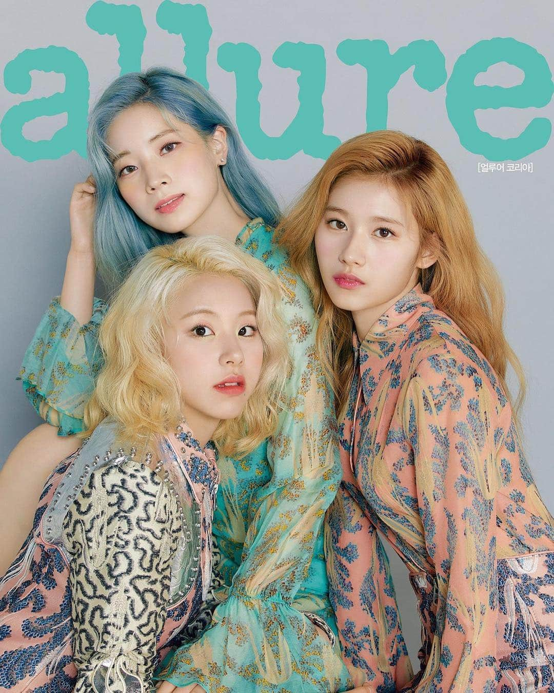 ダヒョンさんのインスタグラム写真 - (ダヒョンInstagram)「190415 @ allurekorea with #SANA #CHAEYOUNG cr; official #TWICE #트와이스 #Dahyun #다현 #twicejjang #사나 #채영」4月26日 15時49分 - dahyun.news