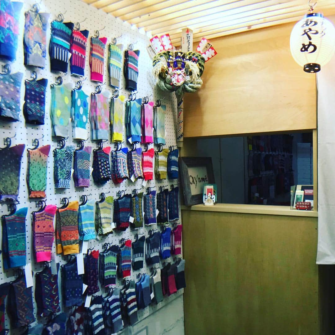 アヤメさんのインスタグラム写真 - (アヤメInstagram)「If you have a chance to visit Japan, here Ayame shop is A MUST🇯🇵🧦 Location >> 1-9-19 Tomigaya, Shibuya, TOKYO JPN 151-0063 | OPINING HOURS >>Thurs 3-8pm, Friday 3-8pm and Saturday 1-7pm アトリエショップは木金土曜日で営業中です🧦 #奥渋 #富ヶ谷#代々木八幡 #tokyosightseeing  #sockoftheday #ayamesocks #ayamepeople #代々木八幡商店街 #okushibu @okushibu #sockcommunity #sockstagram #sockslover #socknroll #ayamesocks #ayamesocksstockist #ayamebasementshop #tinyshop #shibuya」4月26日 16時53分 - ayame_socks