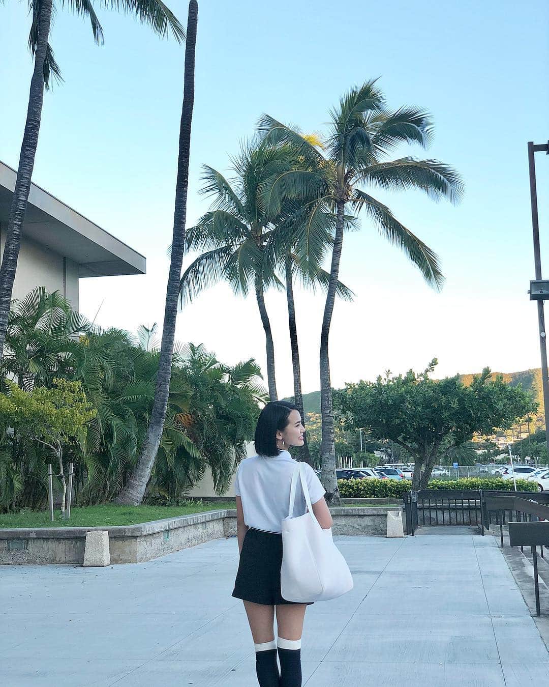 七尾エレナのインスタグラム：「ゴルフしたーい⛳️🏌️‍♀️ 2ヶ月前のハワイゴルフから 一度も行ってないー😭 たまにはゴルフの動画アップしよーっと🎬 たいしてうまくないけどw😝 #ゴルフ #ゴルフ女子 #alawaigolfcourse #ハワイゴルフ #リゾートゴルフ #golf #golfswing #instagolf」