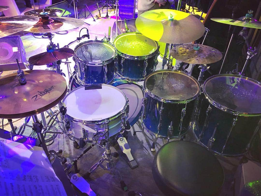 坂東慧さんのインスタグラム写真 - (坂東慧Instagram)「Today’s Drumset. #yamahadrums #yamahadrumsofficial @yamahadrumsofficial #recordingcustom #zildjiancymbals #zildjiansticks #aspr #cympad」4月26日 17時38分 - bandohsatoshi