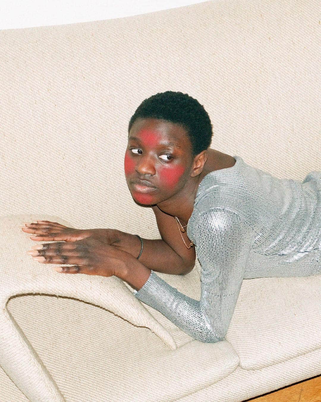マーティン グラントのインスタグラム：「Asymmetrical silver sequin Dress from MARTIN GRANT AUTUMN WINTER 19 Look 20 @duelmagazine Photo: @studioroche Style: @junenakamoto」