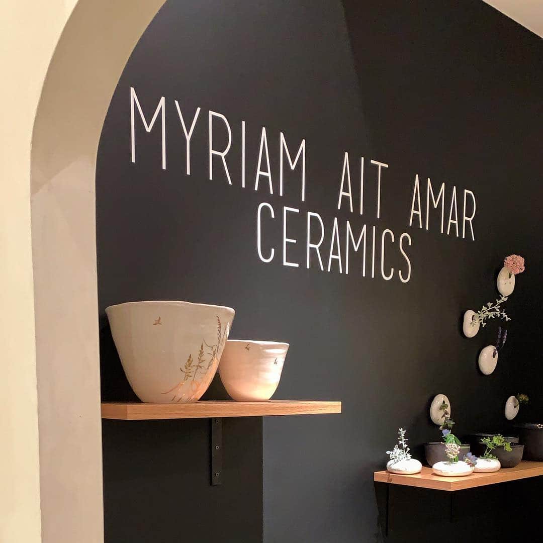 風間ゆみえのインスタグラム：「＊MYRIAM AIT AMAR CERAMICS＊  4/26(FRI) POP UP START🎈 4/27(SAT) 13:00〜🙋‍♀️💕 @yumie_kazama  @myriam_ait_amar  @la_boutique_fantasque  @maisondereefur」