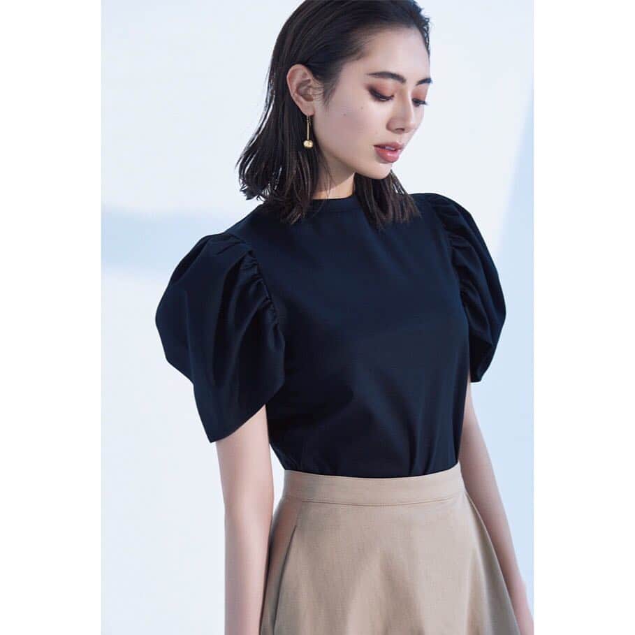 mid pressのインスタグラム：「Top ¥10,000 Skirt ¥20,000 ・ #blenheim #mid_e_shopping #mid_press #mid_official」