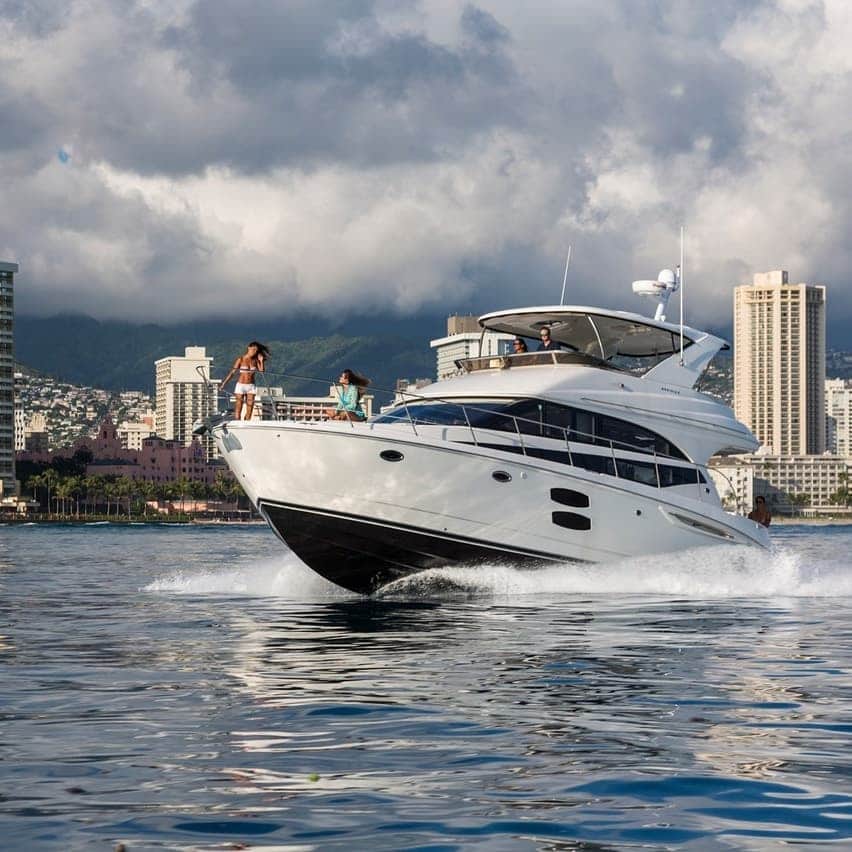 Luxury Cruise by Captain Bruceのインスタグラム