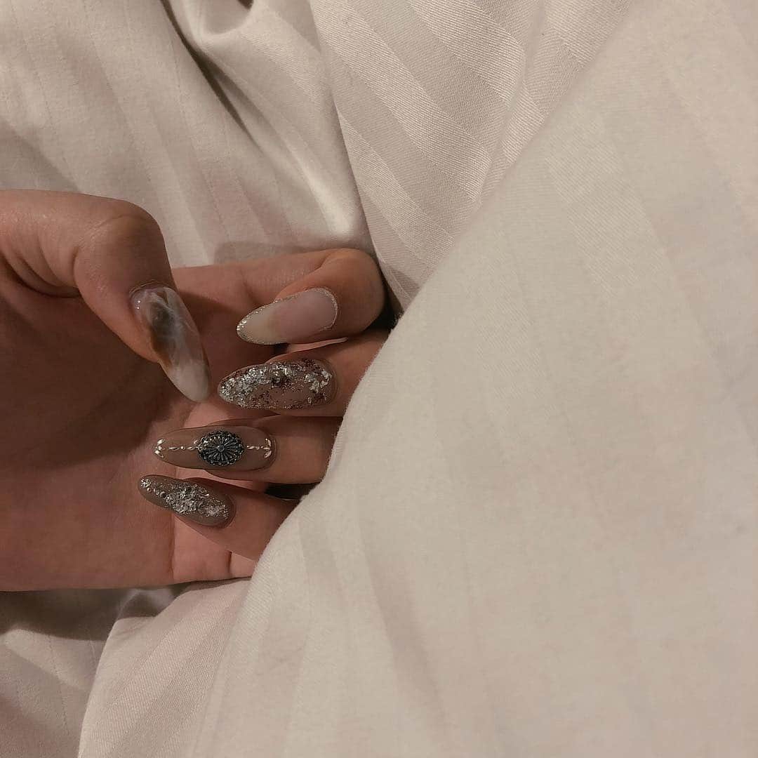 浪花ほのかのインスタグラム：「、 、 、  #newnail  #大理石ネイル #ターコイズネイル #ネイル #ネイルデザイン」