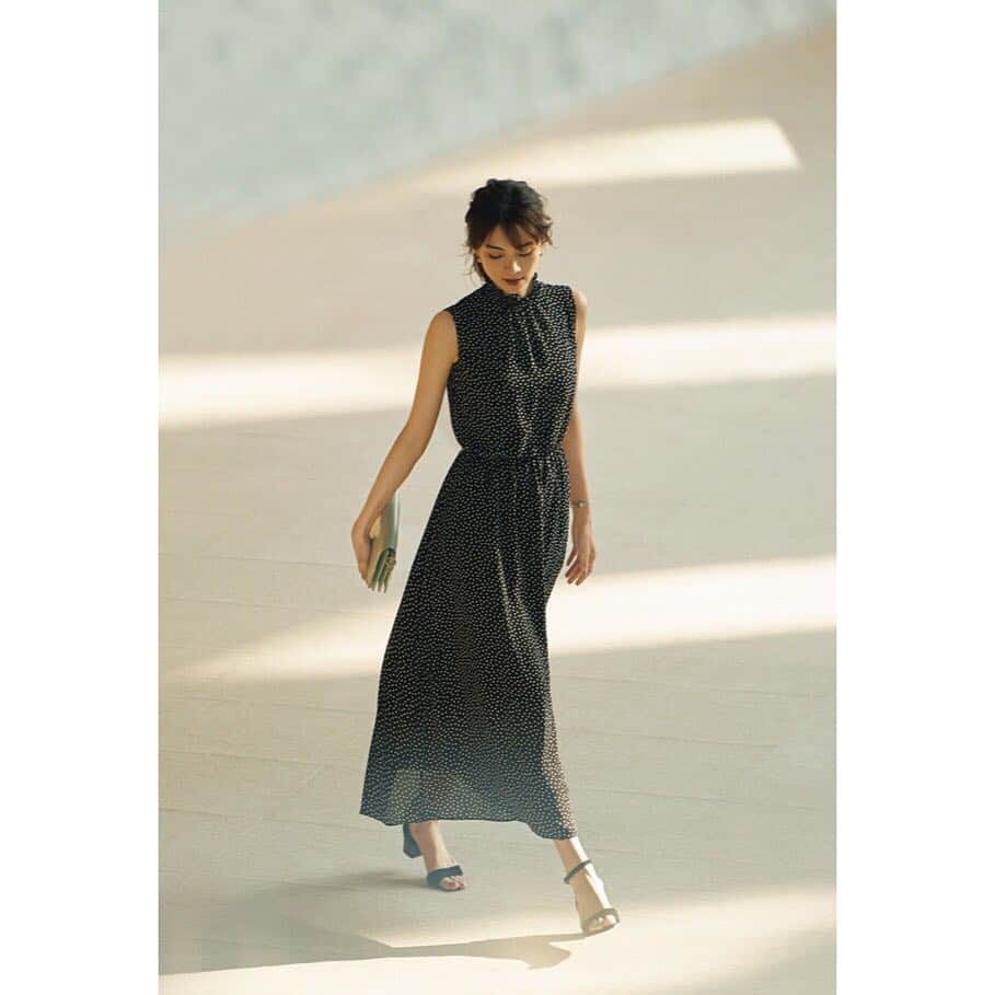 mid pressのインスタグラム：「one-piece ¥25,000 ・ #m_premier  #mid_e_shopping #mid_press #mid_official」