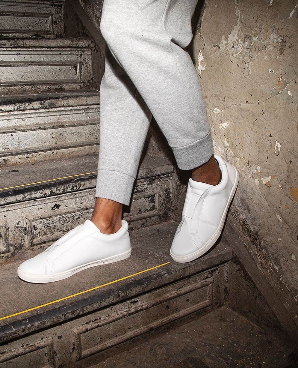 オーク ニューヨークのインスタグラム：「Union Sneakers in white leather 👟」