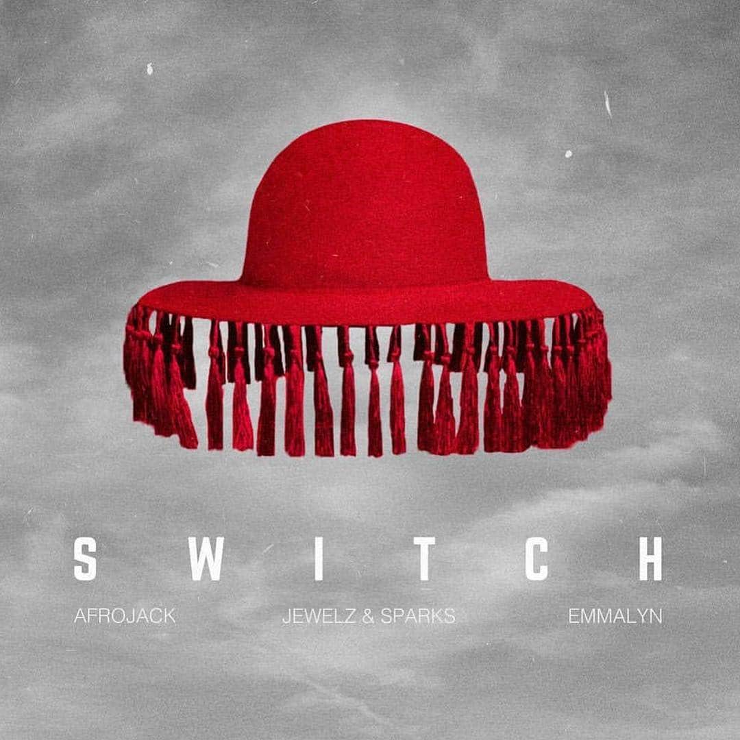 エマリン・エストラーダのインスタグラム：「Oh happy Friday friends.. new song ft me with @afrojack @jewelzandsparks dropped today!!」