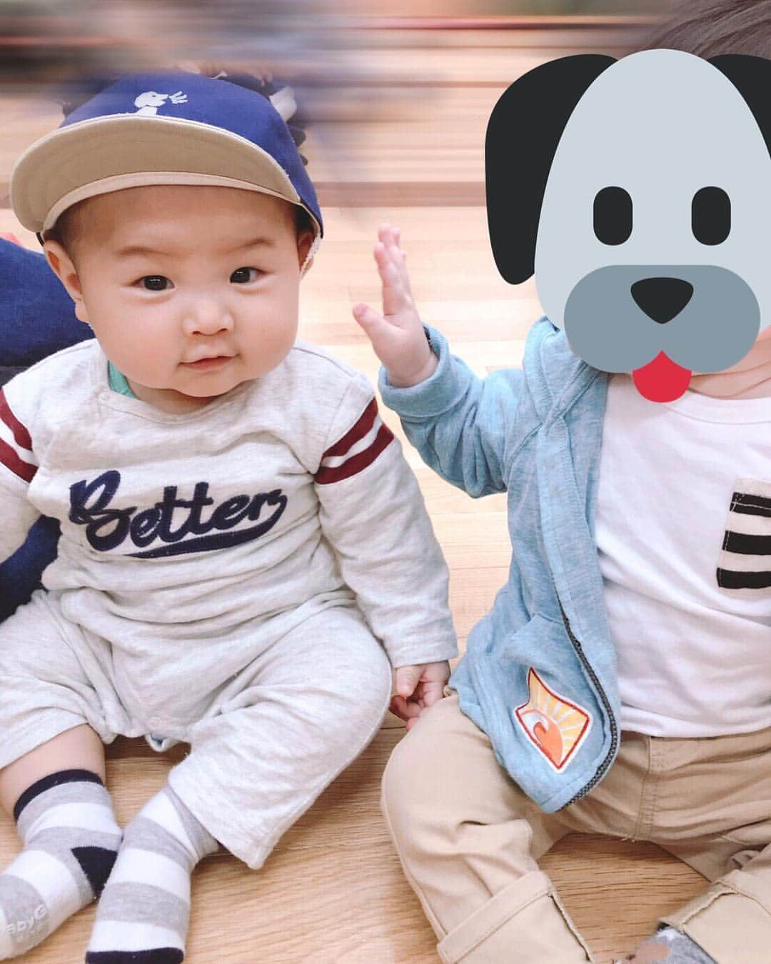 右手愛美さんのインスタグラム写真 - (右手愛美Instagram)「声を出して爆笑してくれるようになりました😂🙌💕ゴールデンウィークもたくさん笑顔になれますように！ #赤ちゃん #笑顔 #5ヶ月 #babyboy」4月27日 11時15分 - utemanami