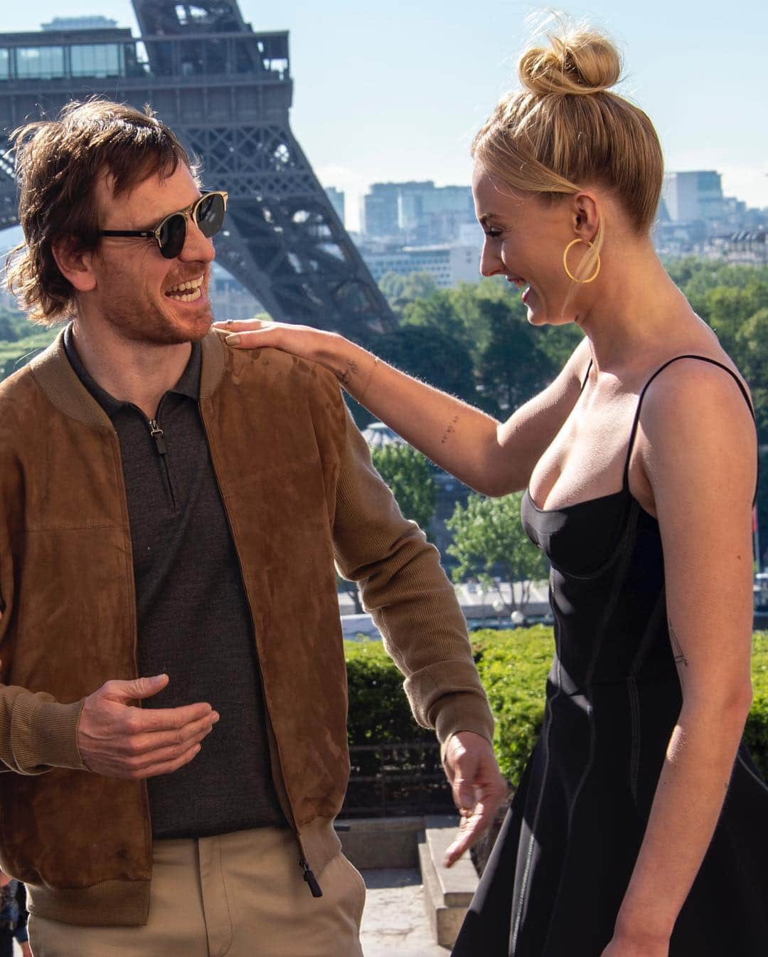 Just Jaredさんのインスタグラム写真 - (Just JaredInstagram)「@jessicachastain, Michael Fassbender, and @sophiet meet up at the “Dark Phoenix” photo call! #JessicaChastain #MichaelFassbender #SophieTurner Photos: Getty」4月26日 21時57分 - justjared