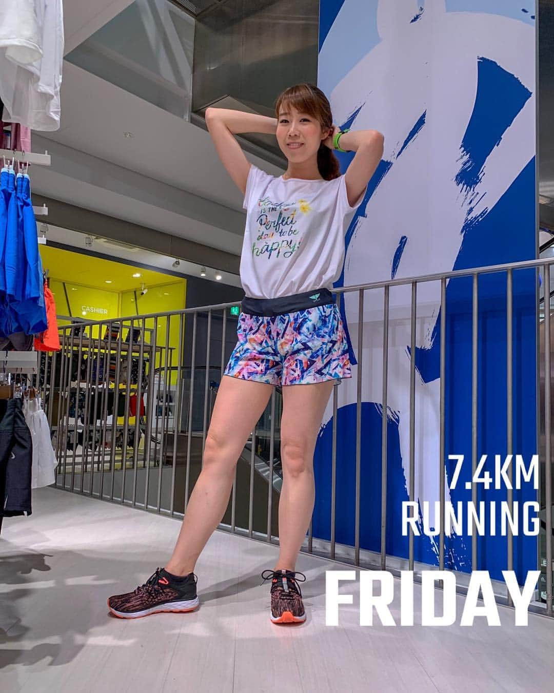 中橋舞さんのインスタグラム写真 - (中橋舞Instagram)「. GW前に @peachtrees_jp #ピーチツリーズ でナイトラン7.4km run🏃‍♀️💨. 雨も上がってよかった❤️ . . #スーパースポーツゼビオ渋谷公園通り店 さんをキーステーションに🔑🌟これからも色んな企画していきます❤️ . . 今日行ったら可愛いウェア😍 前から愛用もしてる #spout のウェア✨ 夏らしくていい❤️teeは海にも使えそうな🏖 短パン小僧の季節がやってくる！！ . . 夜ランの様子はまた @peachtrees_jp にupします📸 . . さ、明日から何しよ？ . . #ランニング #ランニング女子 #run #runner #xebio_sby #ランニングウェア #running #まいrun #ナイトラン」4月26日 22時23分 - mai_nakahashi