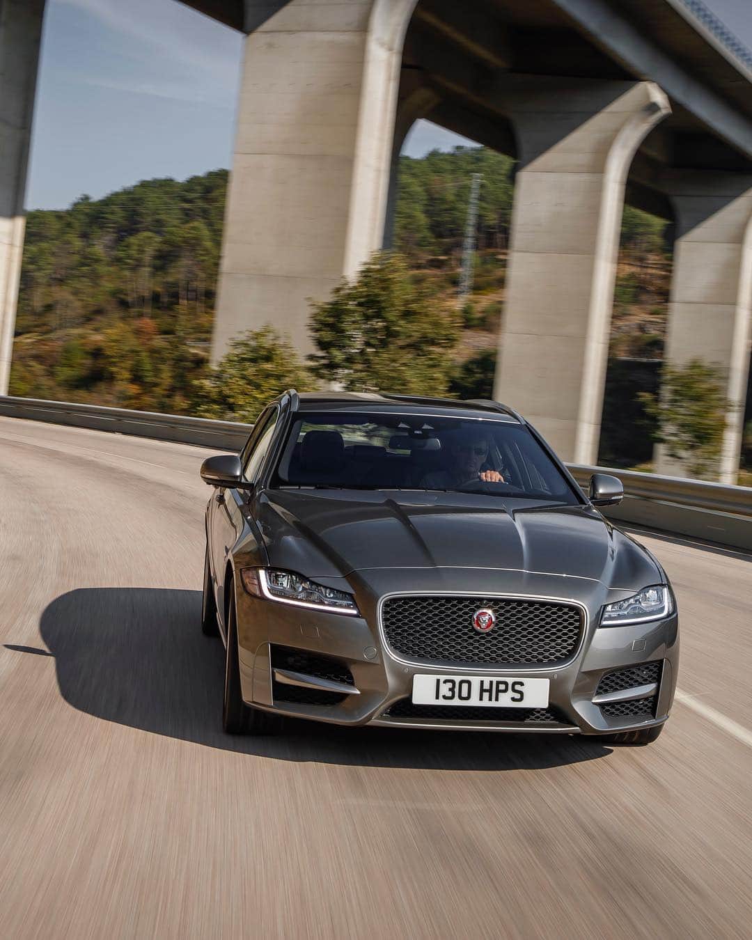 Jaguarさんのインスタグラム写真 - (JaguarInstagram)「No matter where the road leads, #XFSportbrake is a destination of bespoke choice and #luxury.  #Jaguar #Premium #Dynamic #Performance #Estate #AWD #CarsofInstagram #InstaCar」4月26日 22時58分 - jaguar