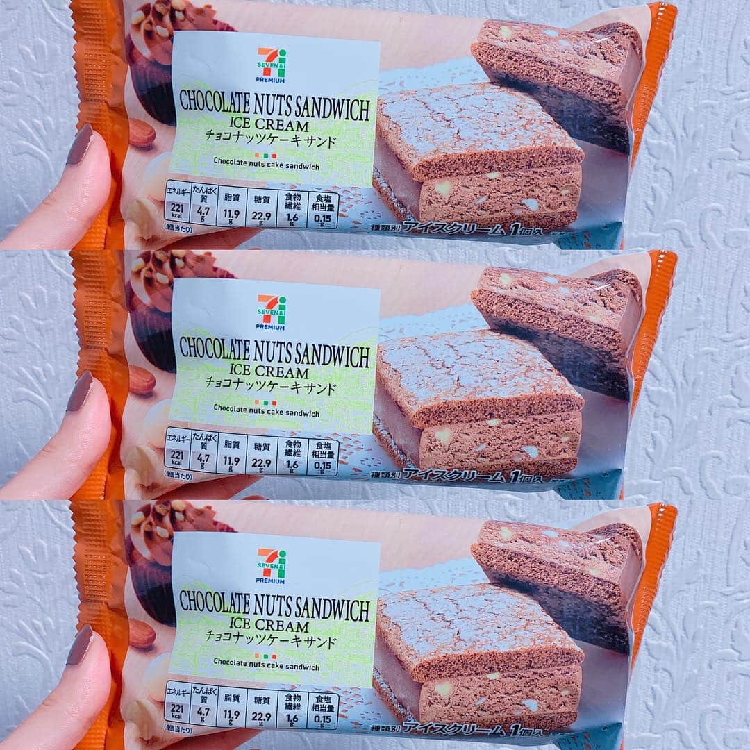 清水佐紀さんのインスタグラム写真 - (清水佐紀Instagram)「#今日のアイス #🍨 #そのいち #chocolatenutssandwichicecream  #チョコナッツケーキサンド」4月26日 23時08分 - saki___shimizu