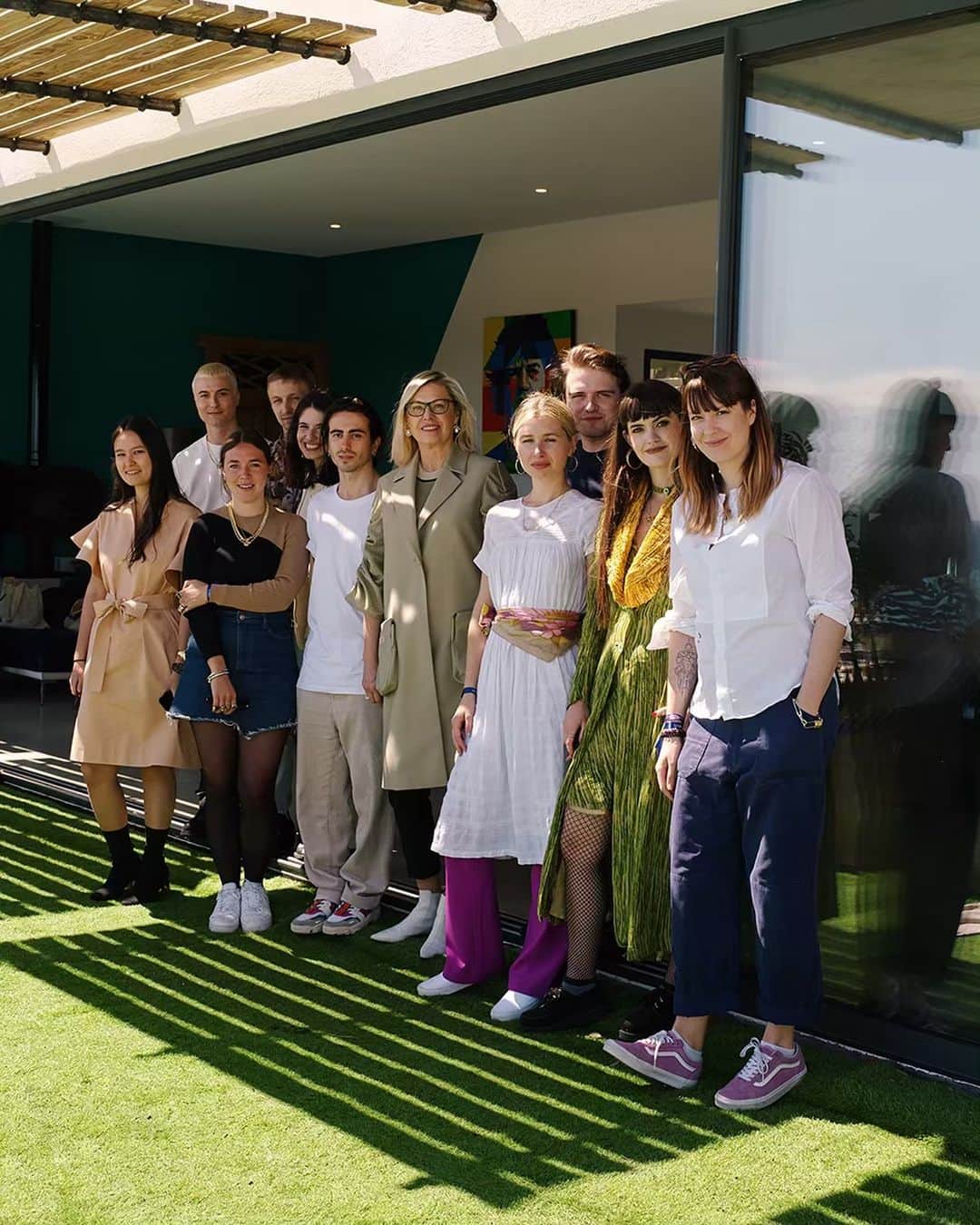 LVMHさんのインスタグラム写真 - (LVMHInstagram)「#creativeexpedition - Hyères Our young fashion talents - students from Central Saint-Matins (@csm_news) and young designers from our Fashion studios (@dior, @givenchy, @louisvuitton, @jeanpatou) gather around Chantal Gaemperle, Group Executive Vice President Human Resources and Synergies, LVMH. _ 📷 @edouardjacquinet  _ #LVMH #Fashion #Hyères #VillaNoailles #FIMPAH19 #lvmhtalents」4月26日 23時20分 - lvmh