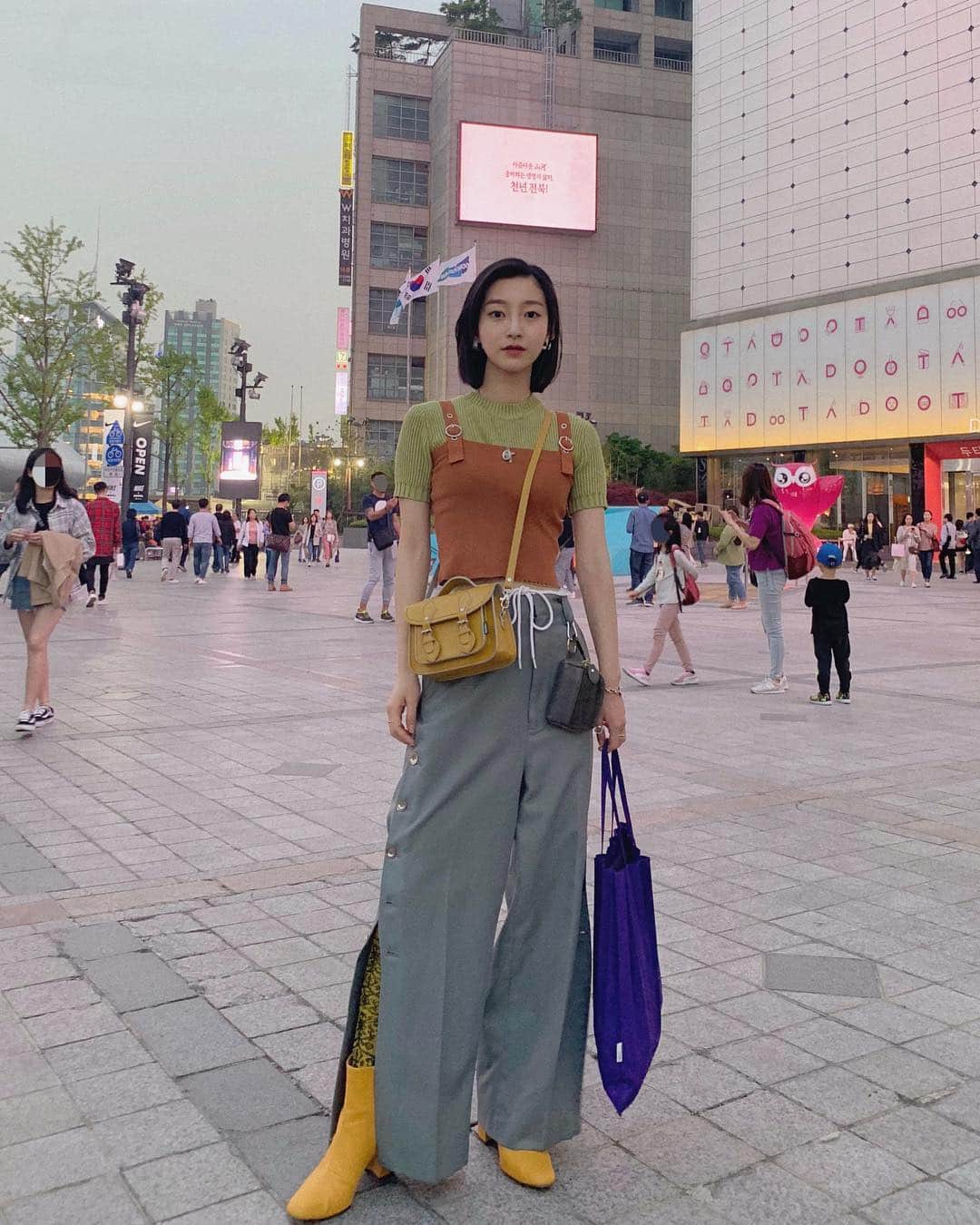 のインスタグラム：「#うめしふく  今回は色んな色を取り入れてみました◎ ・ #cherietokyo #milaowen #isseymiyakeme #isseymiyake #zatchels #toneselectgoods #nagolic」