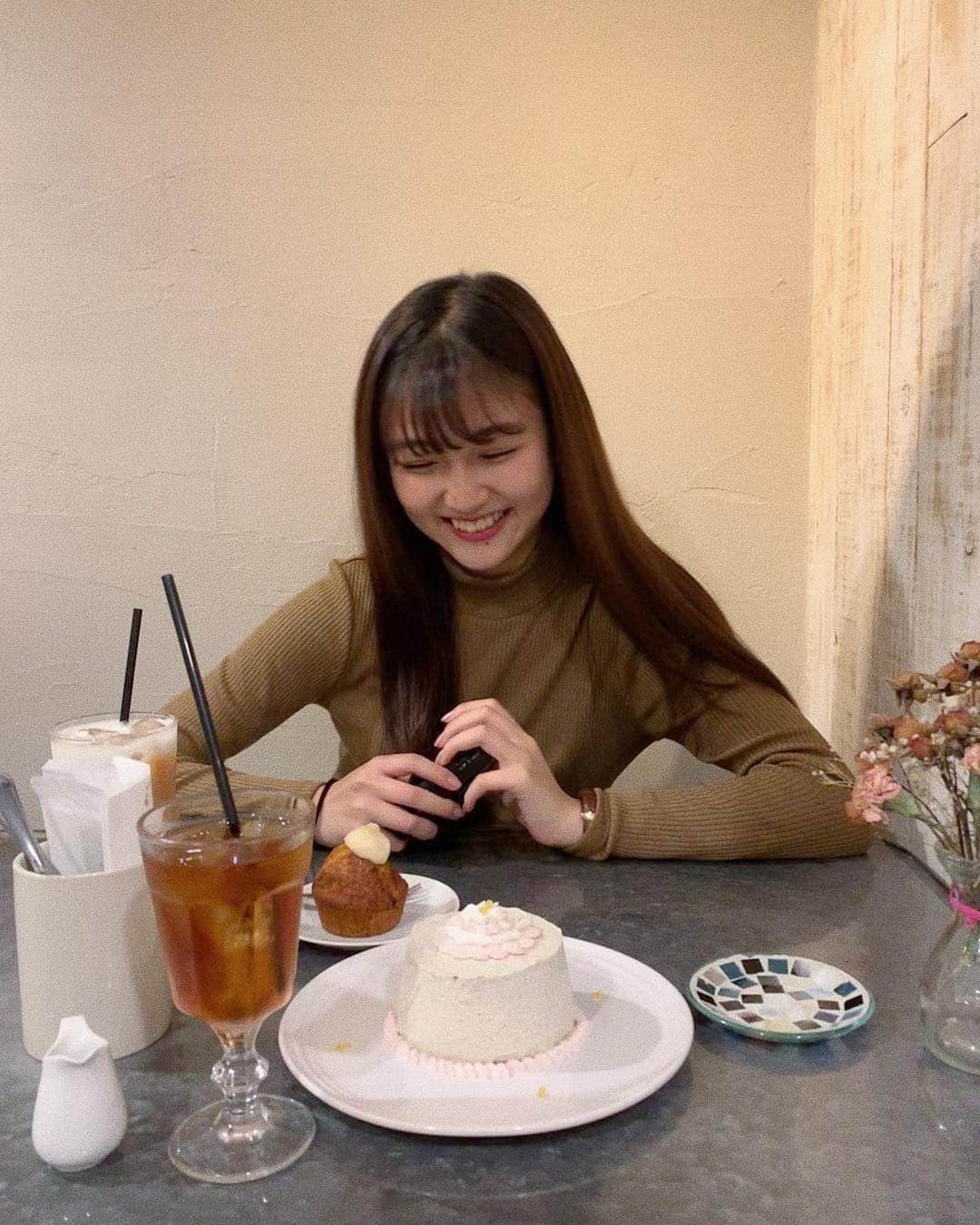 涼海花音のグルメインスタ