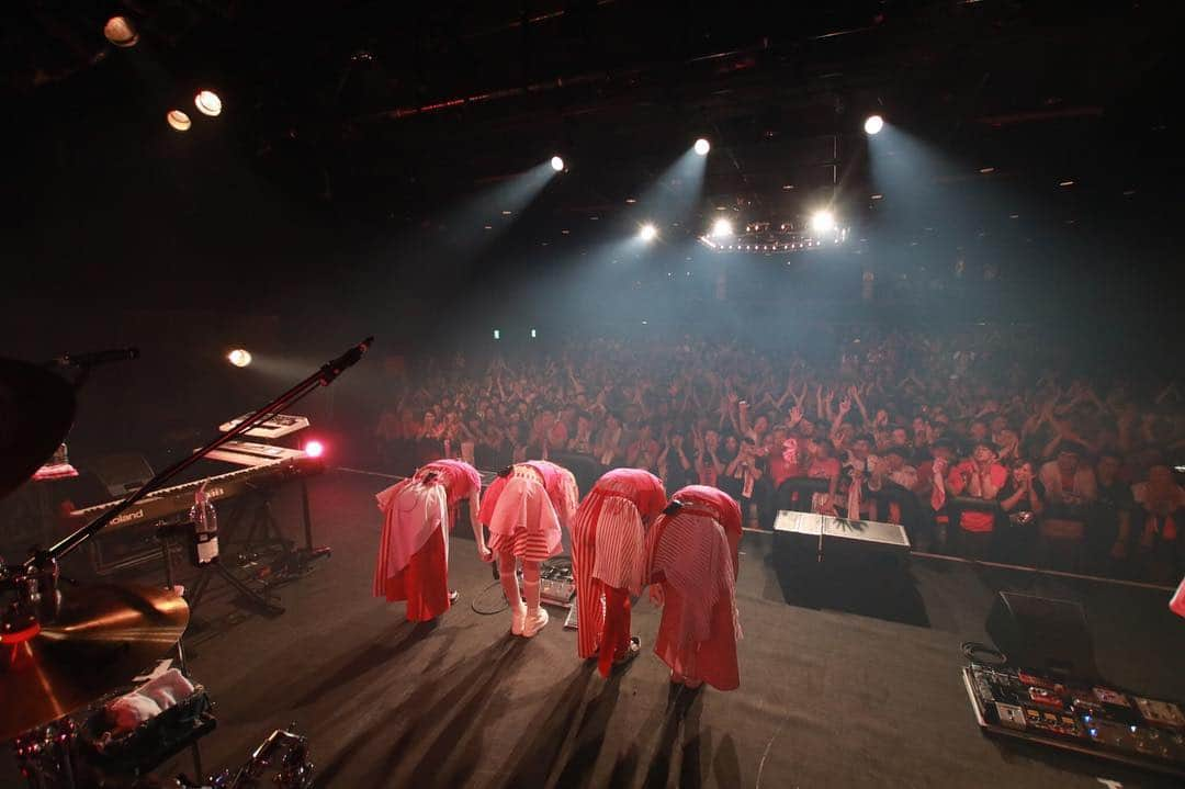 SILENT SIRENさんのインスタグラム写真 - (SILENT SIRENInstagram)「2019.4.26 DIAMOND HALL ありがとうございました！ #SILENTSIREN #サイサイ #ゆかるん #すぅ #ひなんちゅ #あいにゃん #サイファミ #3131さん #3131さんツアー」4月26日 23時27分 - silentsiren_official