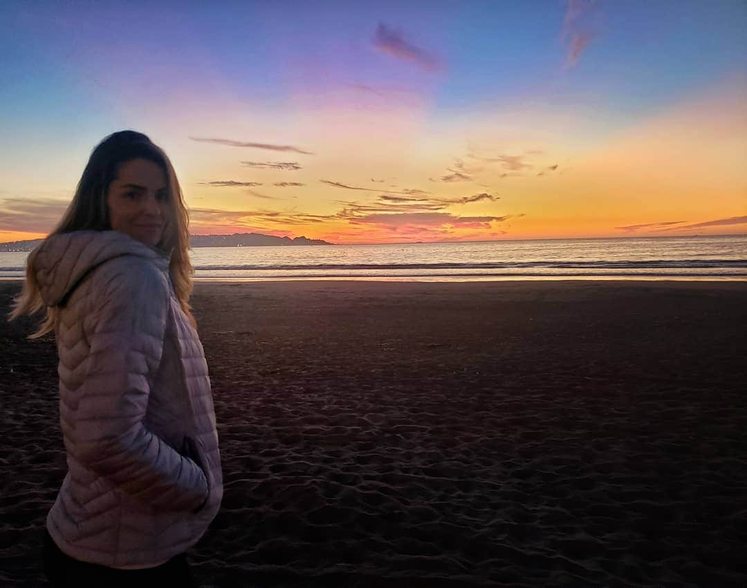 SuelleOliveiraさんのインスタグラム写真 - (SuelleOliveiraInstagram)「E esse pôr do sol em La Serena!? Chile me surpreendendo a cada dia. #chile #laserena #sentido➡️ #atacama #pordosol #vibeboa #goodvibes」4月26日 23時39分 - suelleoliveira