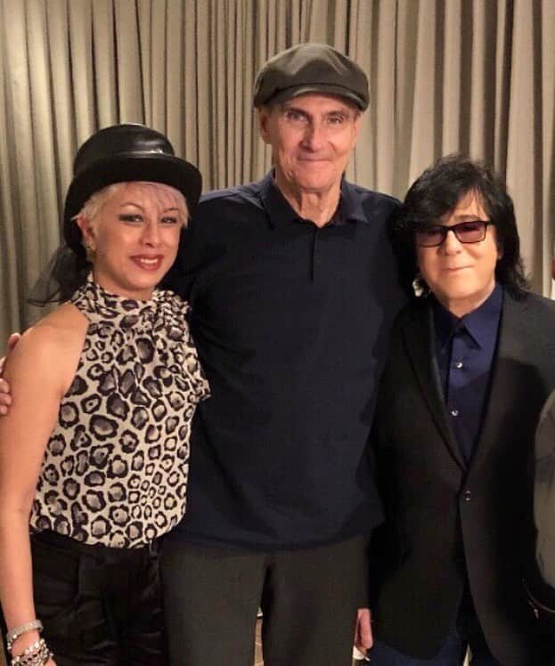 ASCAPさんのインスタグラム写真 - (ASCAPInstagram)「Whenever we see @jamestaylor_com’s smiling face we have to smile ourselves! 📸 here with #ASCAP EVP @johntitta at James’ 12-show run in Las Vegas at @caesarspalace!」4月26日 23時38分 - ascap