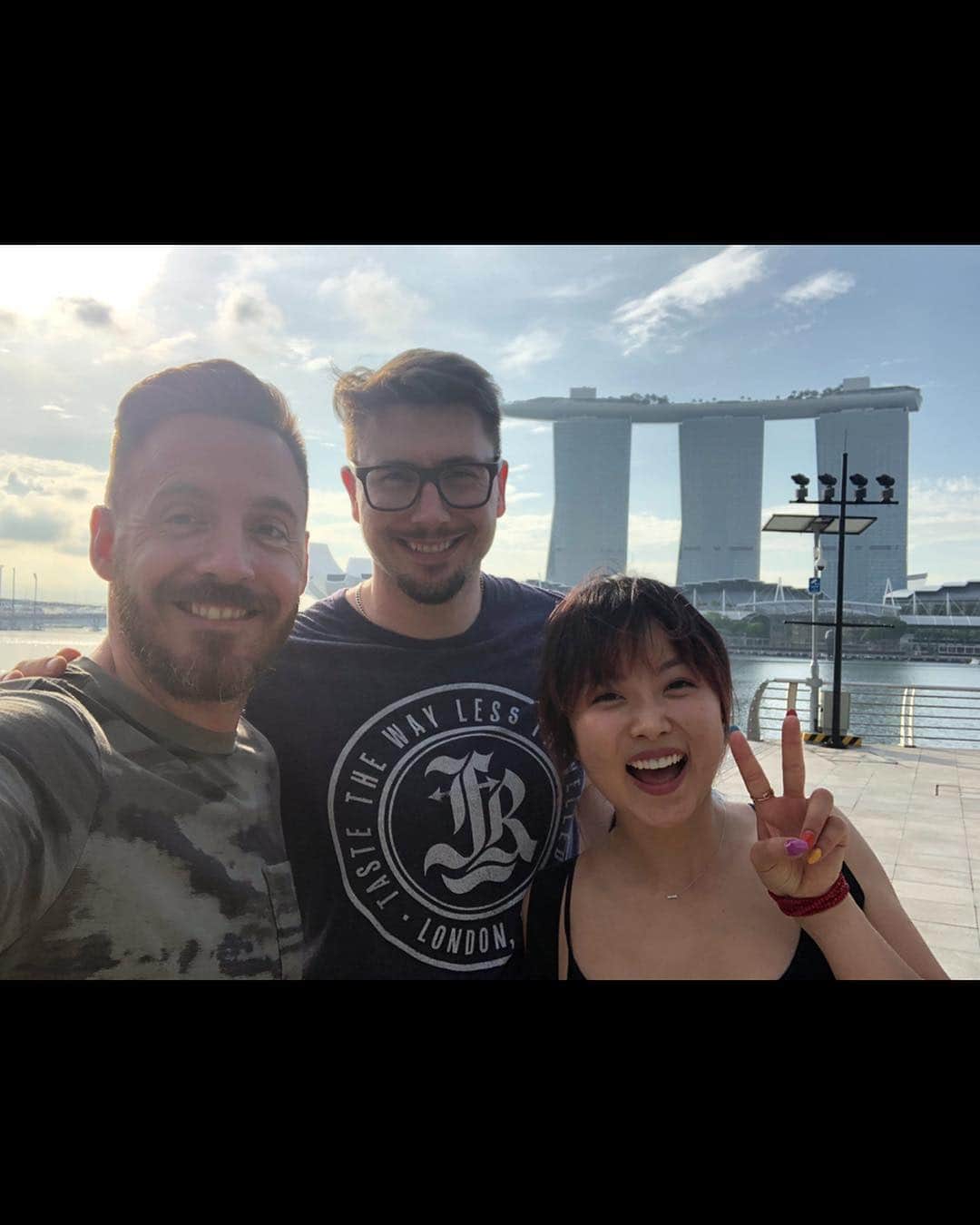 ミン・ユラさんのインスタグラム写真 - (ミン・ユラInstagram)「Peace out Singapore. Huge thanks to my USANA fam for this amazing trip! I miss you guys already!!! ❤️ 너무 반가웠어요!!! 🙏」4月26日 23時31分 - yuraxmin