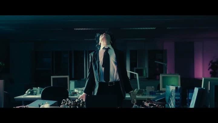 米田貴紀のインスタグラム：「新曲『Take it back』のMVショートバージョンを公開🎊 曲の切れ味‼️おじさんの切れ味‼️共に最高👍  #夜の本気ダンス  #Take_it_back #Fetish #6月5日発売」
