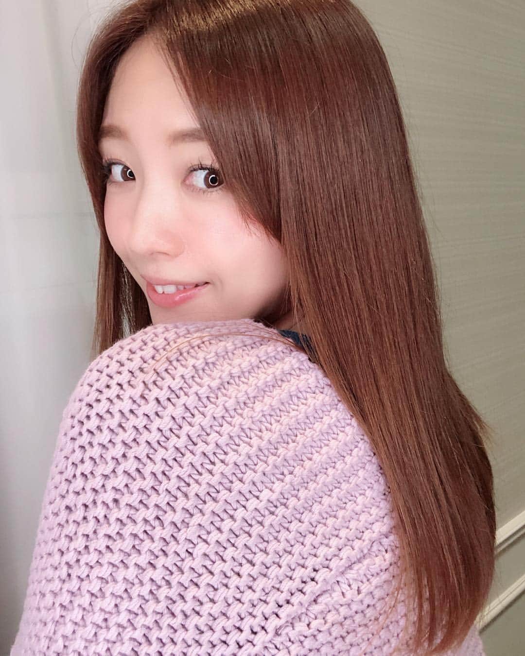 園都さんのインスタグラム写真 - (園都Instagram)「✨✨✨ LOANAトリートメントで髪質改善してもらいました。 山根さんのおかげで艶々サラサラすぎて感激☺️❤️ #艶々ロング #トリートメント @yujiyamane」4月27日 0時02分 - miyakosono_official