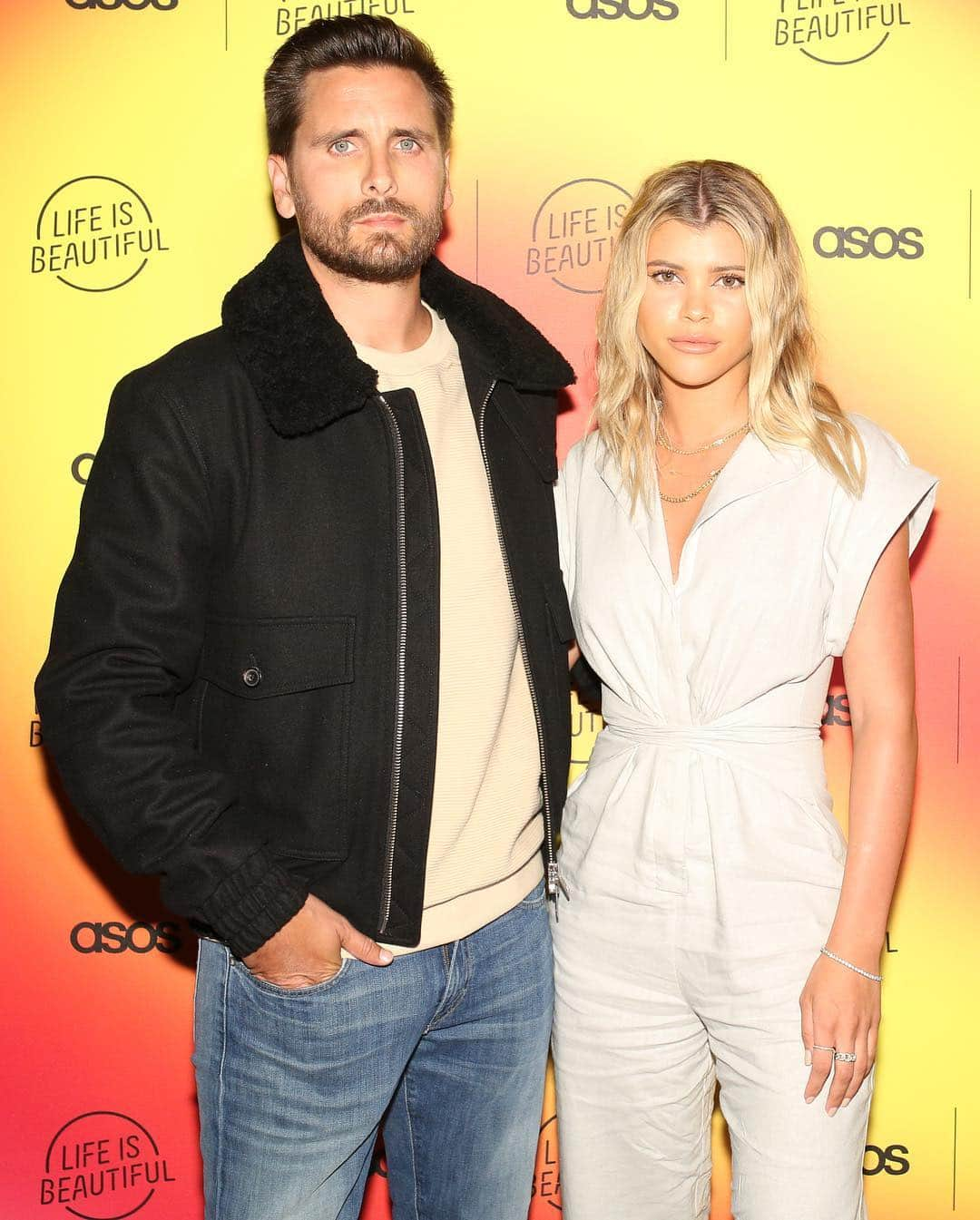 Just Jaredさんのインスタグラム写真 - (Just JaredInstagram)「@letthelordbewithyou and @sofiarichie at the @asos x @lifeisbeautiful launch party! See more on JustJared.com #ScottDisick #SofiaRichie Photos: @bfa」4月27日 0時23分 - justjared