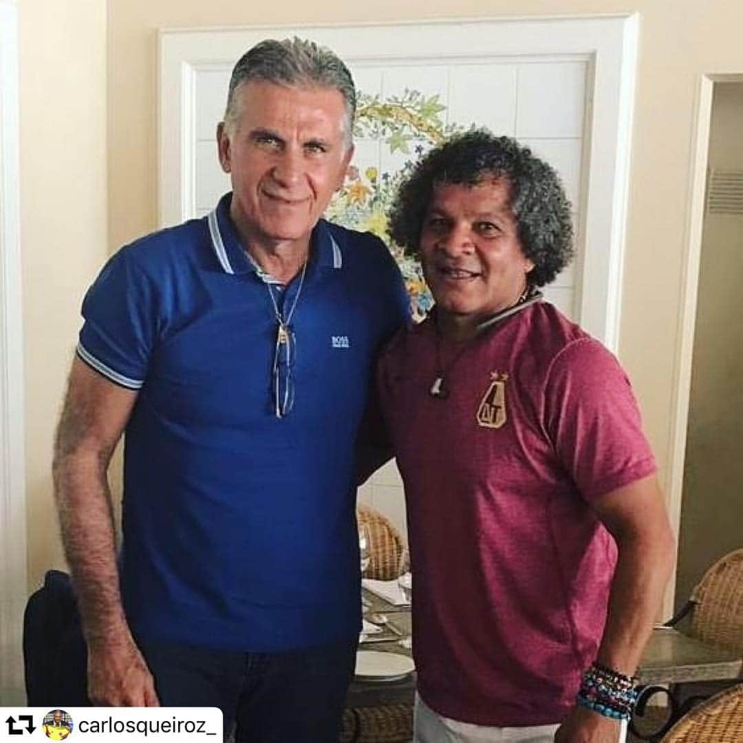サッカー コロンビア代表チームのインスタグラム：「#repost @carlosqueiroz_  Gracias a los entrenadores, dirigentes y a la gente maravillosa de Colombia, por la forma amable y siempre profesional como me han recibido. ¡Continúa el trabajo! #SomosSelecciónColombia」
