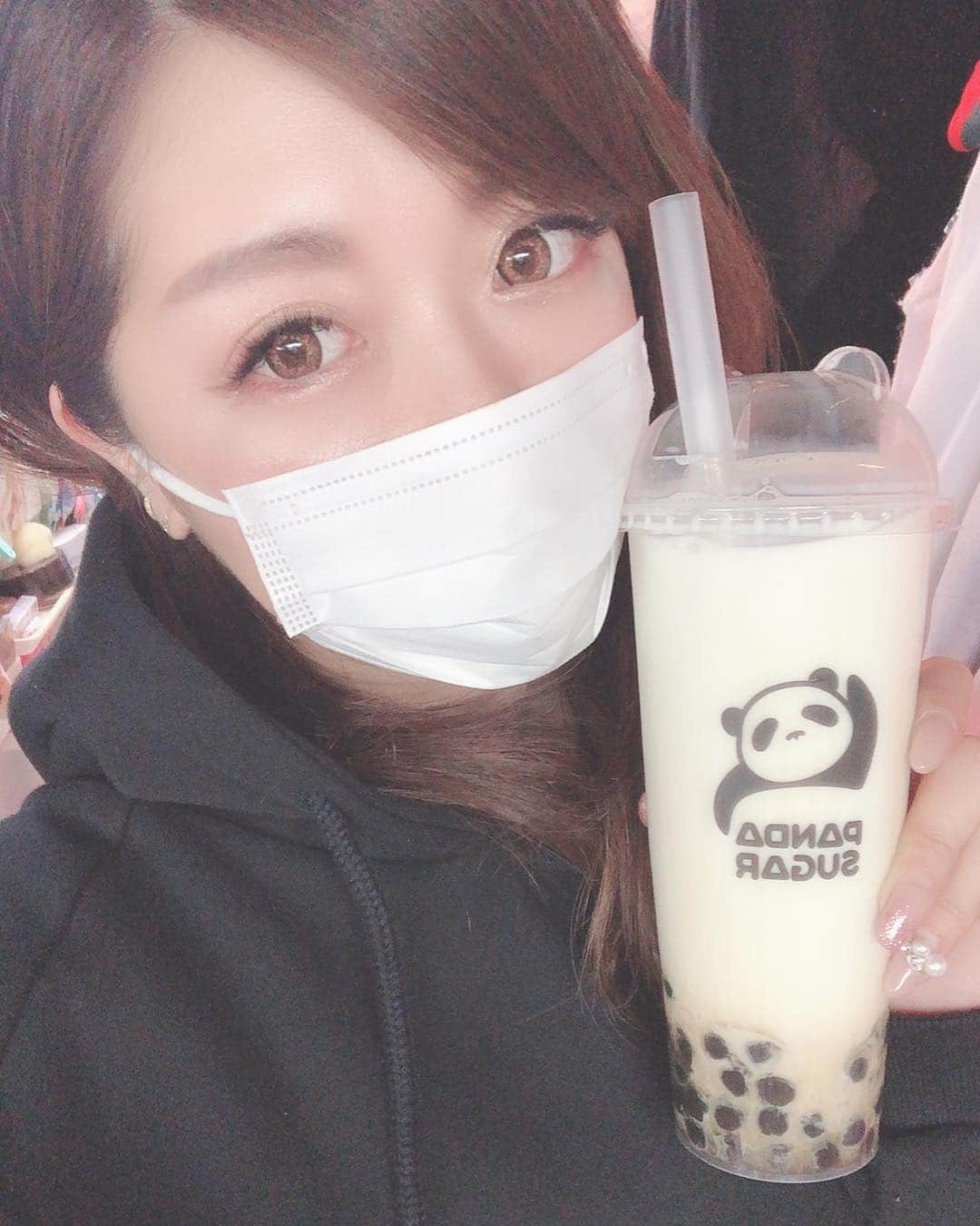のインスタグラム：「六本木にできた #pandasugar 🐼🐾 黒糖ミルクにしたからほぼ牛乳🐮🥛 #六本木 #roppongi #タピオカ #黒糖 #milk」
