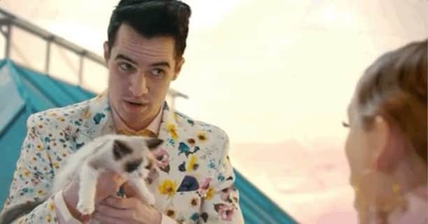 Panic! At The Discoのインスタグラム：「Purr-fect ME! video gifs on @GIPHY now」