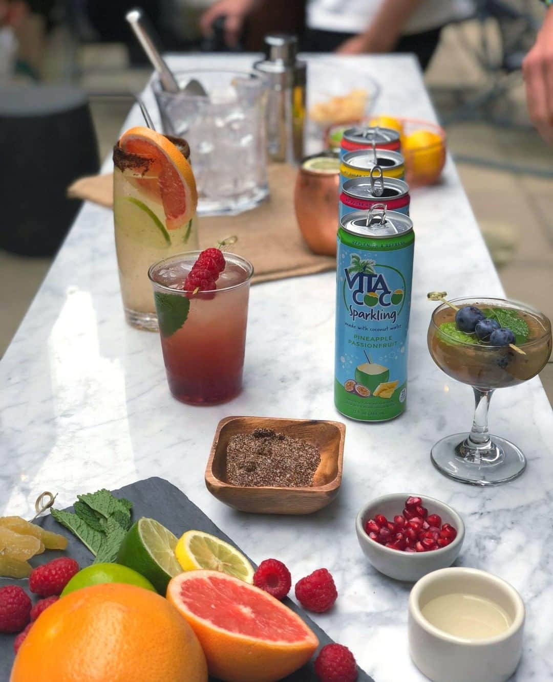 Vita Coco Coconut Waterのインスタグラム：「Fruit with a side of Friday night cocktails.」