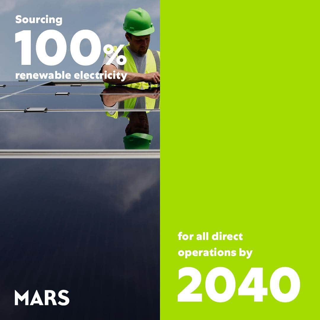 Marsさんのインスタグラム写真 - (MarsInstagram)「“As humanity, we need to find a way to feed 10 billion people with a low carbon footprint. Thanks to the long-term thinking that private ownership offers us, we have a unique opportunity to think & act in generations,” Jean-Christophe Flatin, President of Innovation, Science, Technology & Mars Edge said in a keynote speech at the 2019 Climate Leadership Awards. That’s why today, we’re not only focusing on sourcing 100% renewable electricity for all direct operations by 2040 – we’re also setting a goal to cut our full value chain carbon emissions by 1/3 in 2025 and 2/3s by 2050. #TomorrowStartsToday #EarthWeek」4月27日 3時40分 - marsglobal