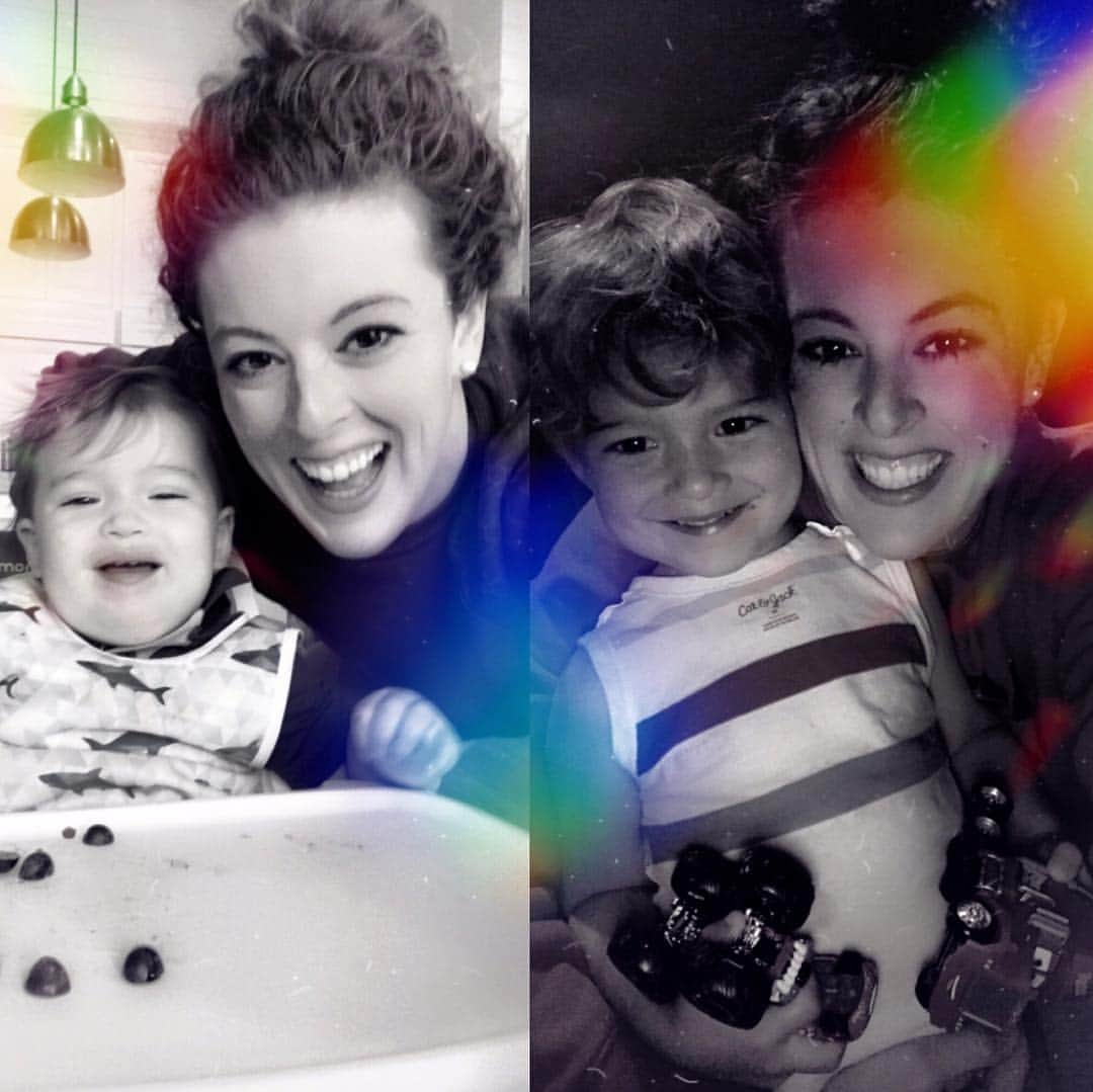 アリソン・シュミットのインスタグラム：「The smiles these two bring light up the world 🌎🥰😁☀️✨🌈 #snapchatmemories #teeteelife #loveyoustinkys」