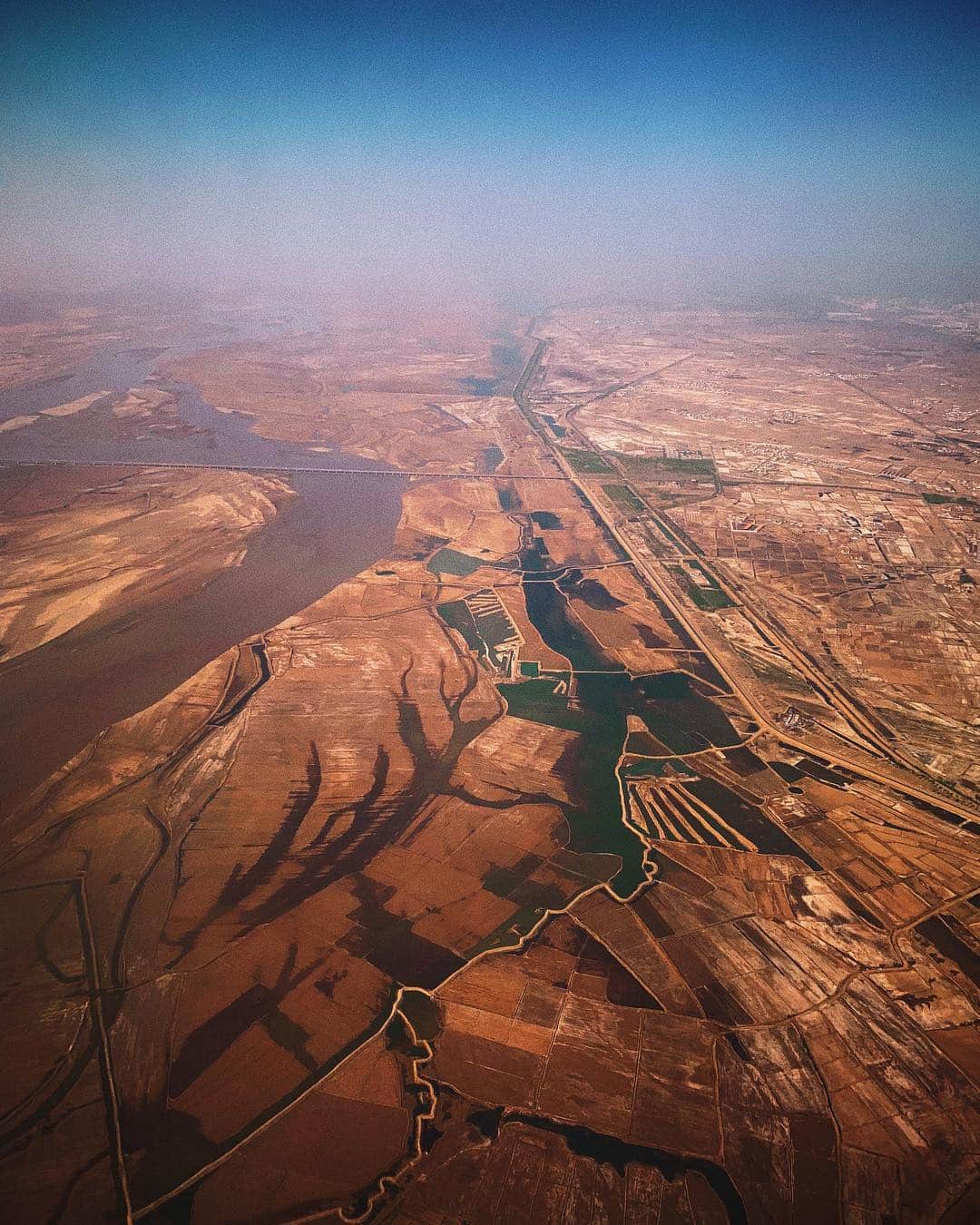 リウ・ウェンのインスタグラム：「#WenInFlight」