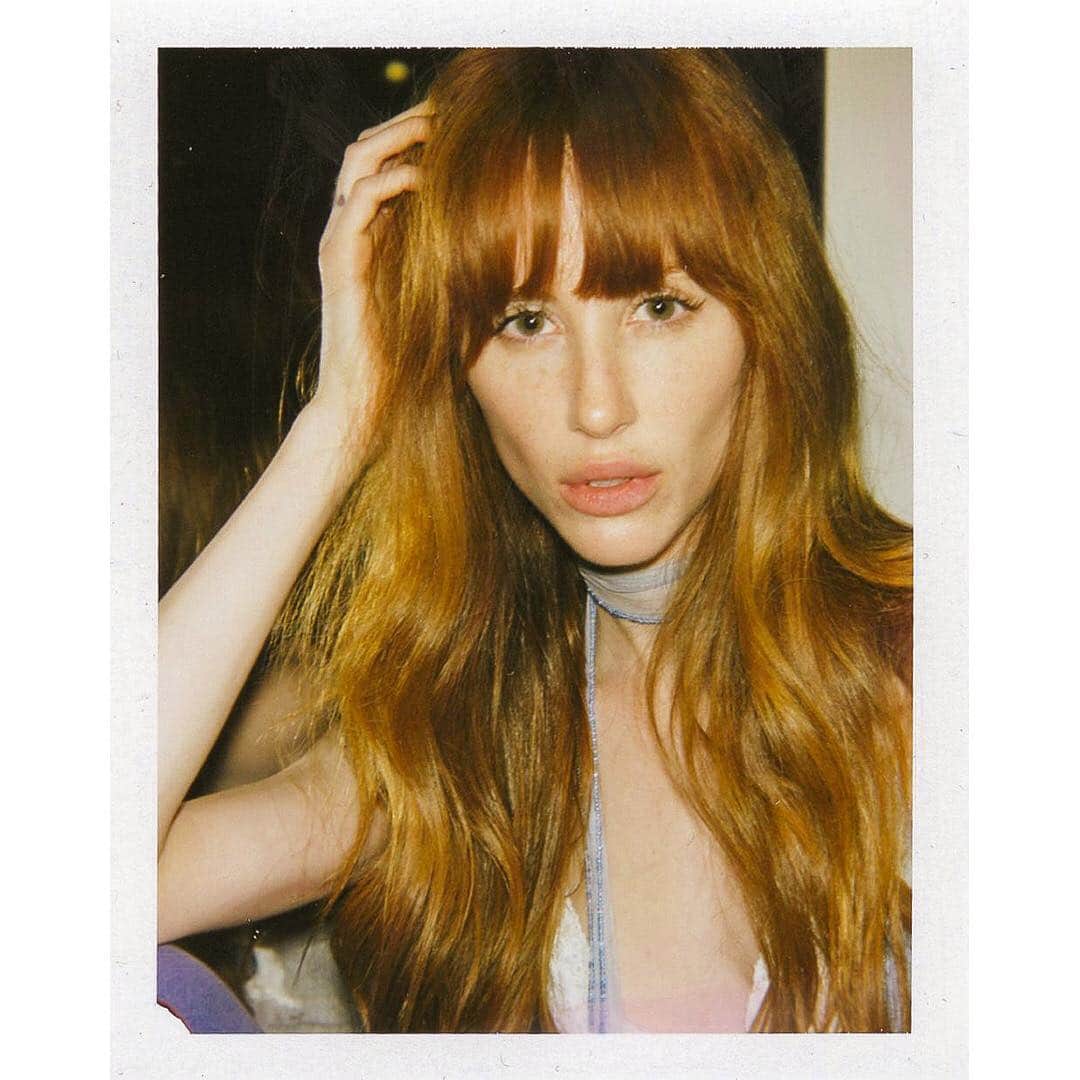 Faith Picozziさんのインスタグラム写真 - (Faith PicozziInstagram)「Last one! Polaroid 3️⃣ 📸 @frorojas 👗 @faithpicozzicreative 💥 #redhead #model #fashion #style #vintage #retro #polaroid #portrait」4月27日 7時37分 - faithpicozzi