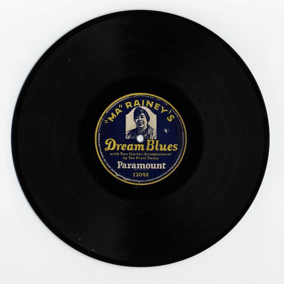国立アメリカ歴史博物館さんのインスタグラム写真 - (国立アメリカ歴史博物館Instagram)「Ma Rainey, born on this day, helped make blues music popular. She was one of the first blues musicians to record when she began working with Paramount Records in 1923. (Swipe ➡️ to see a record from 1924). The earliest blues recordings, made in the 1920s, were labeled “race records” and marketed to African American audiences. Today the blues is recognized as the primary root of 20th-century American popular music, influencing jazz, rhythm and blues, country, and rock and roll.  #SmithsonianMusic #BecauseOfHerStory #WomensHistory #AfricanAmericanHistory #BlackHistory #MusicHistory #BluesHistory #JazzHistory #JazzAppreciationMonth #SmithsonianJazz #MaRainey #EntertainmentHistory  Support of jazz programming at the museum is made possible by the LeRoy Neiman Foundation; The Argus Fund; the Ella Fitzgerald Charitable Foundation, founding donor of the Jazz Appreciation Month endowment; David C. Frederick and Sophia Lynn; Goldman Sachs; and the John Hammond Performance Series Endowment Fund. [📷: Duncan P. Schiedt Photograph Collection, Archives Center]」4月27日 8時16分 - amhistorymuseum