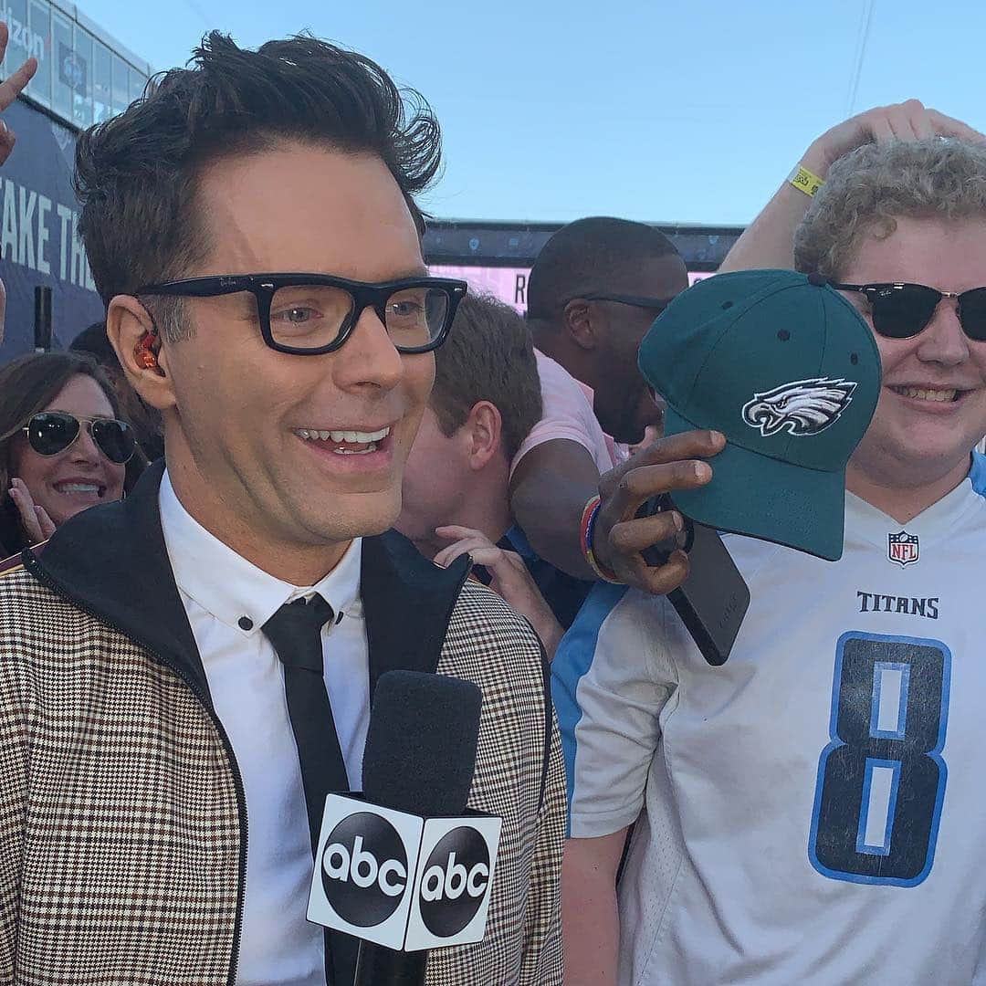アメリカン・ブロードキャスティング・カンパニーのインスタグラム：「@mrbobbybones is back in action with us tonight! Tune-in to ABC now! #NFLDraft」