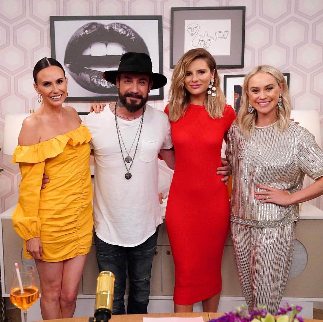 A.J.のインスタグラム：「Damn these ladies are a lot of fun! Crazy (cough @keltie cough) but fun. Lol watch @ladygangtv on Sunday at 11pm on E! #LadyGangTV」