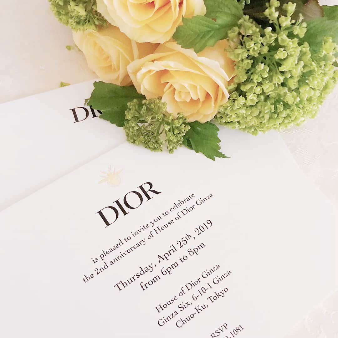 新井椎己さんのインスタグラム写真 - (新井椎己Instagram)「Happy 2nd Anniversary💐 @dior #diortokyo」4月27日 11時17分 - sheenaarai